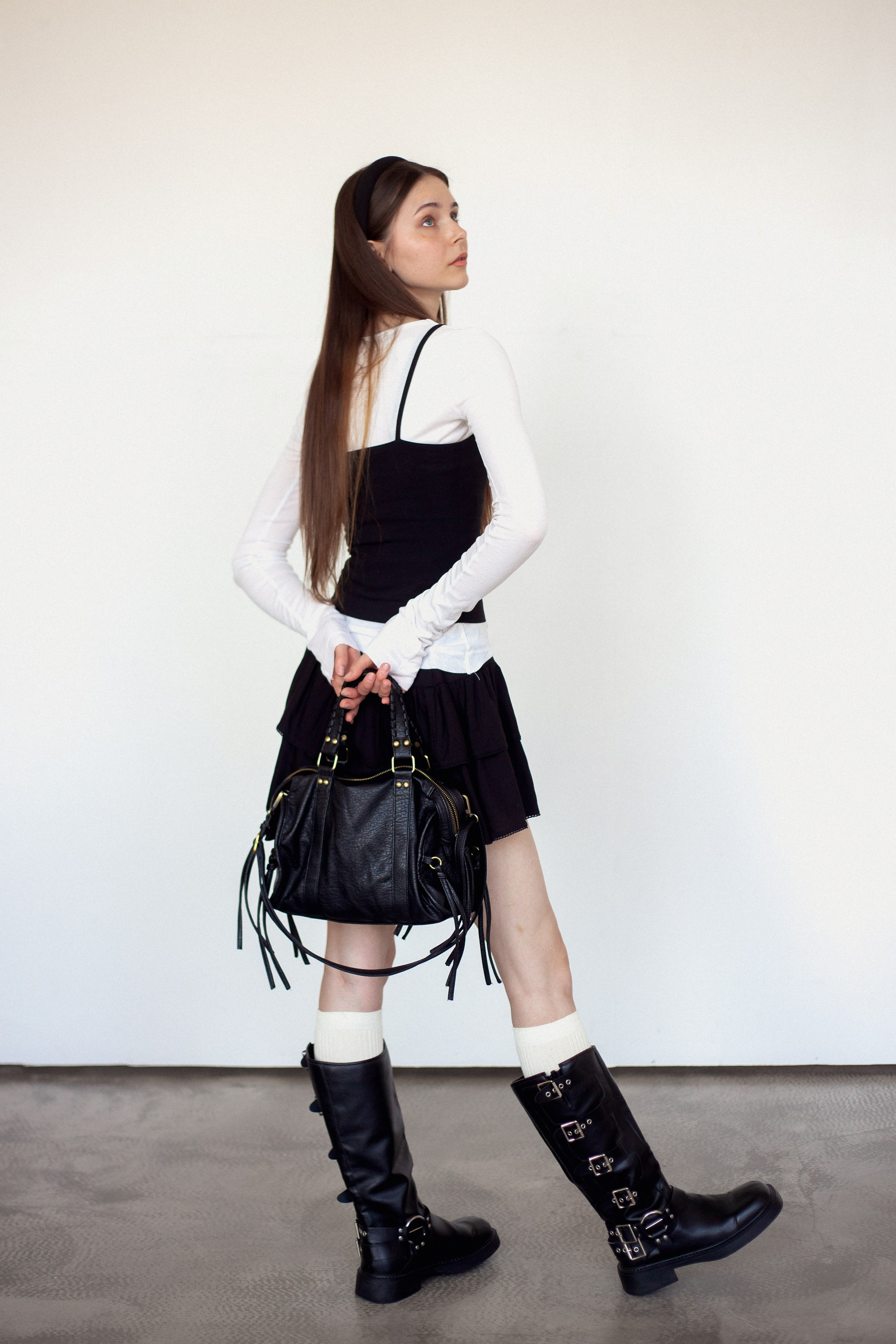 BOOK. MONSTERA MODELS