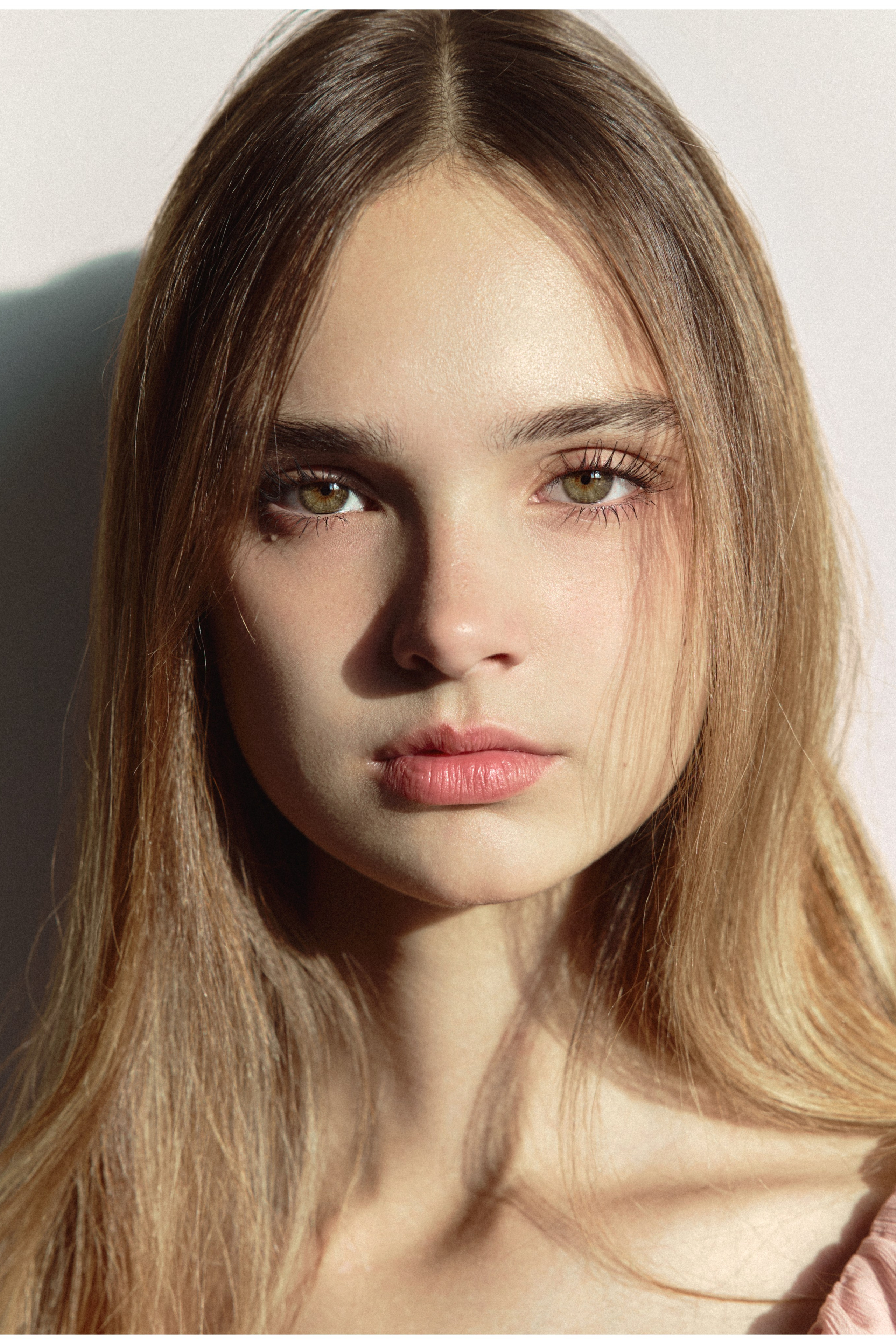 BOOK. MONSTERA MODELS