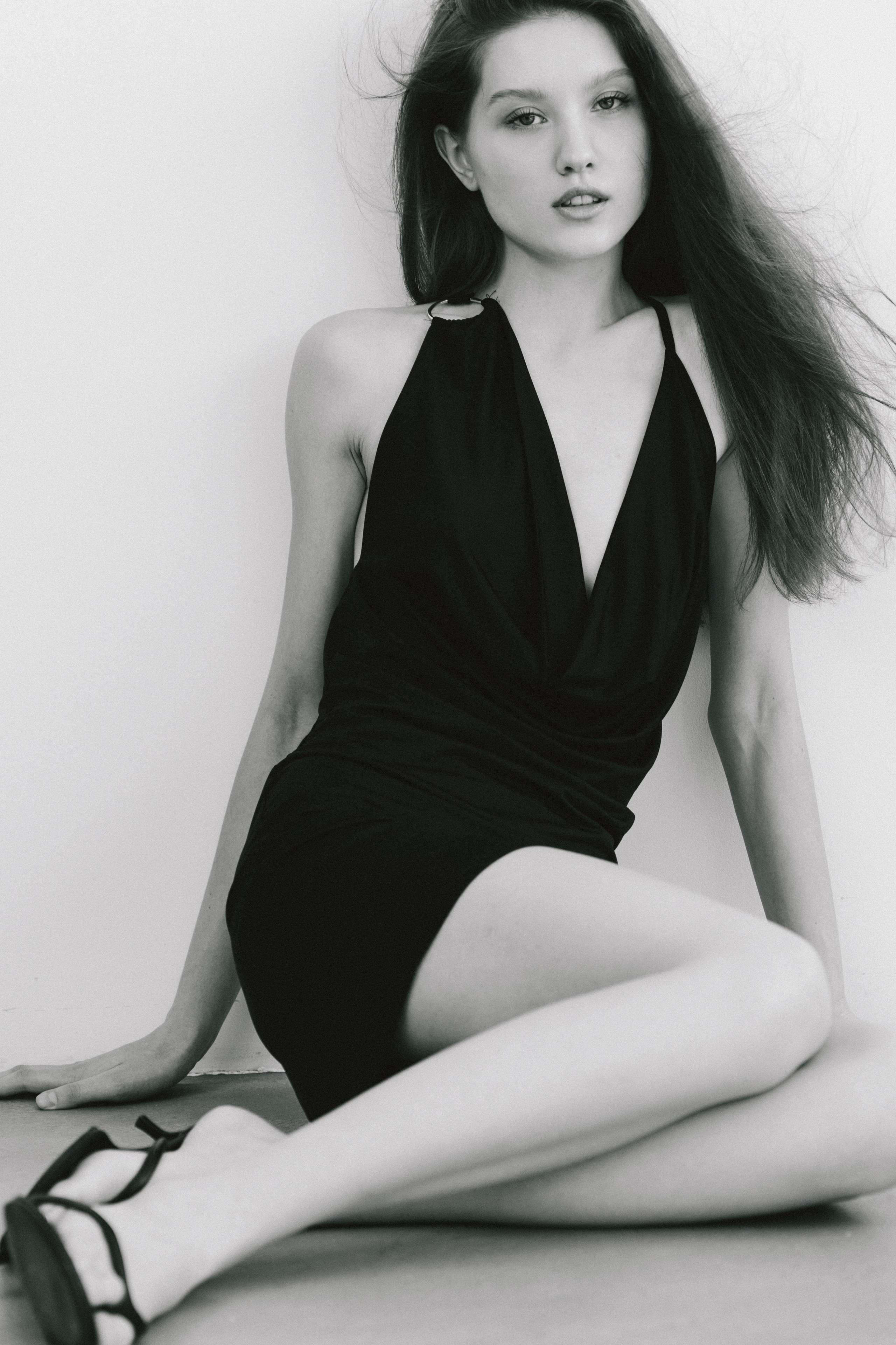 BOOK. MONSTERA MODELS