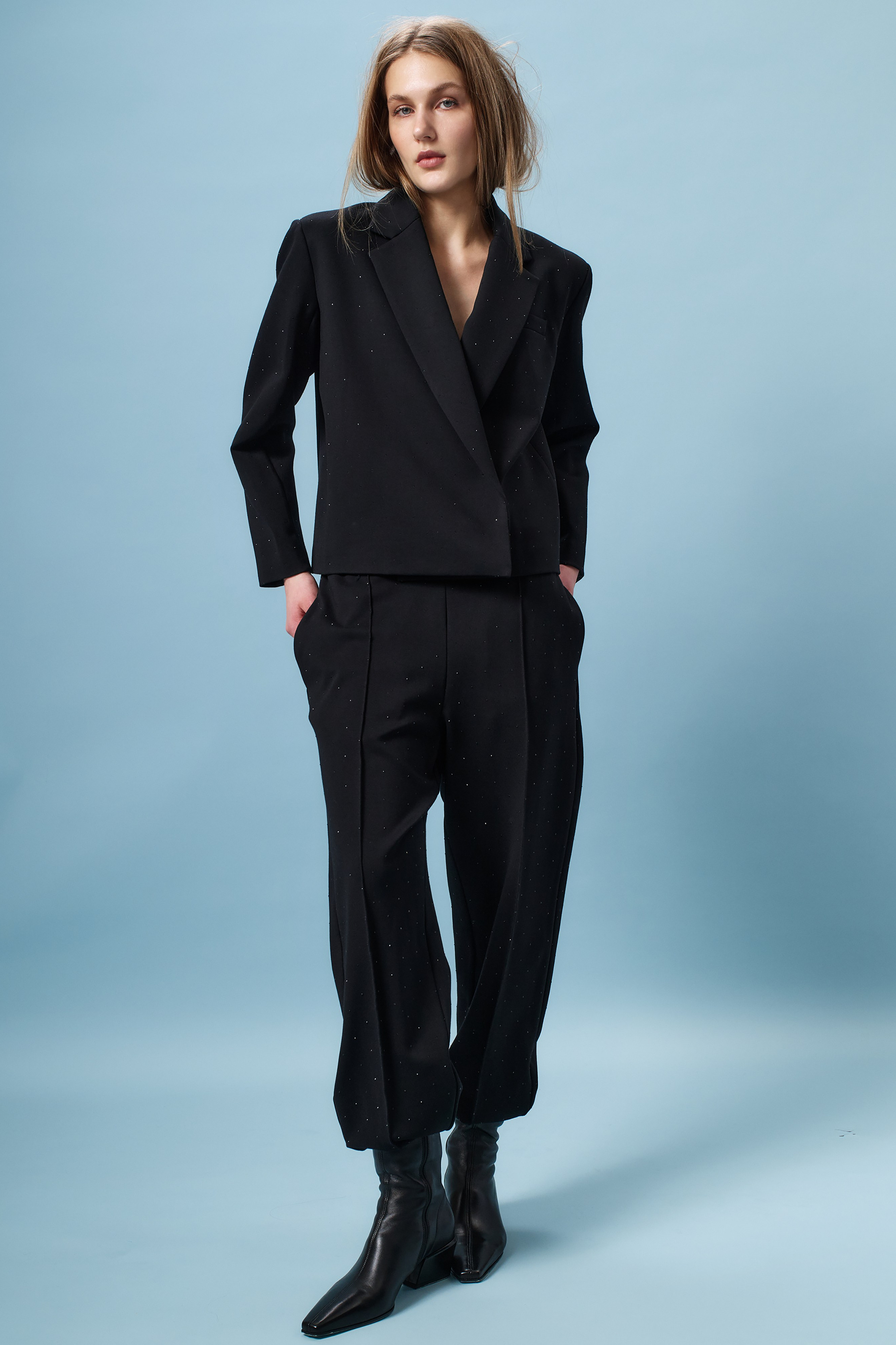 BOOK. MONSTERA MODELS