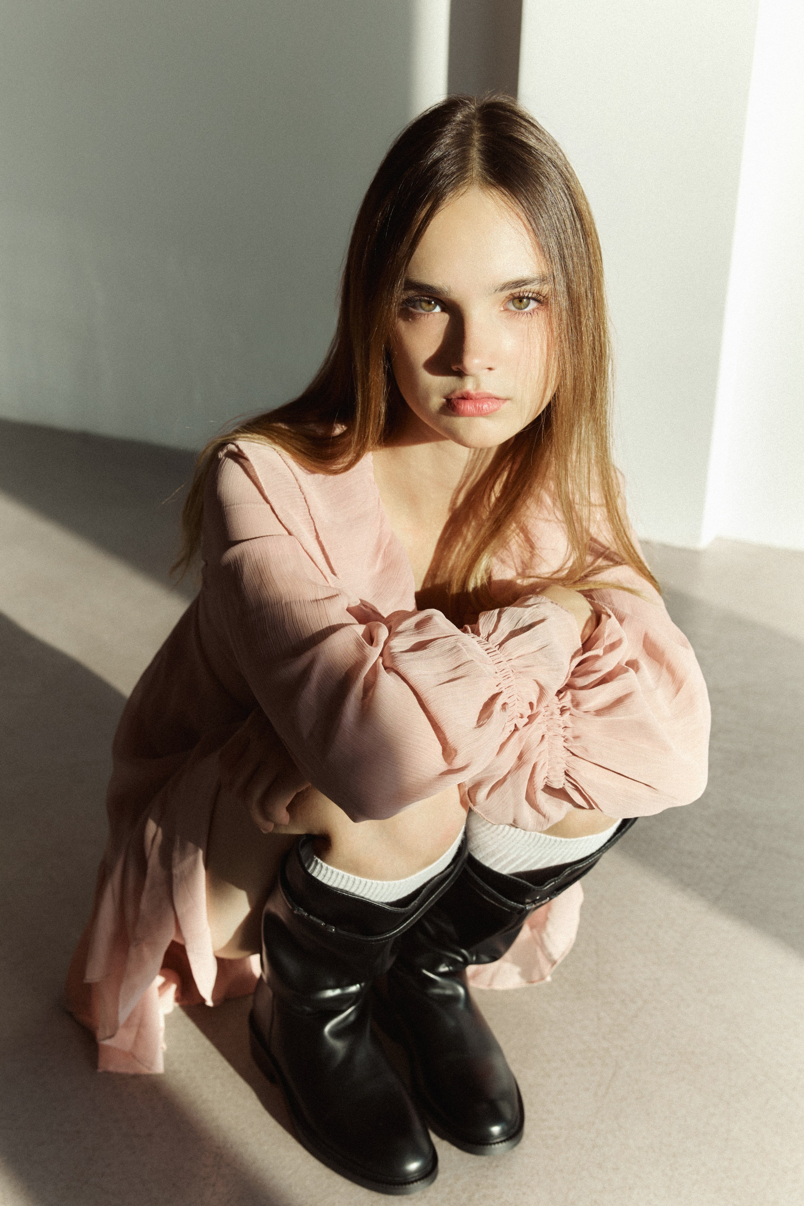 BOOK. MONSTERA MODELS