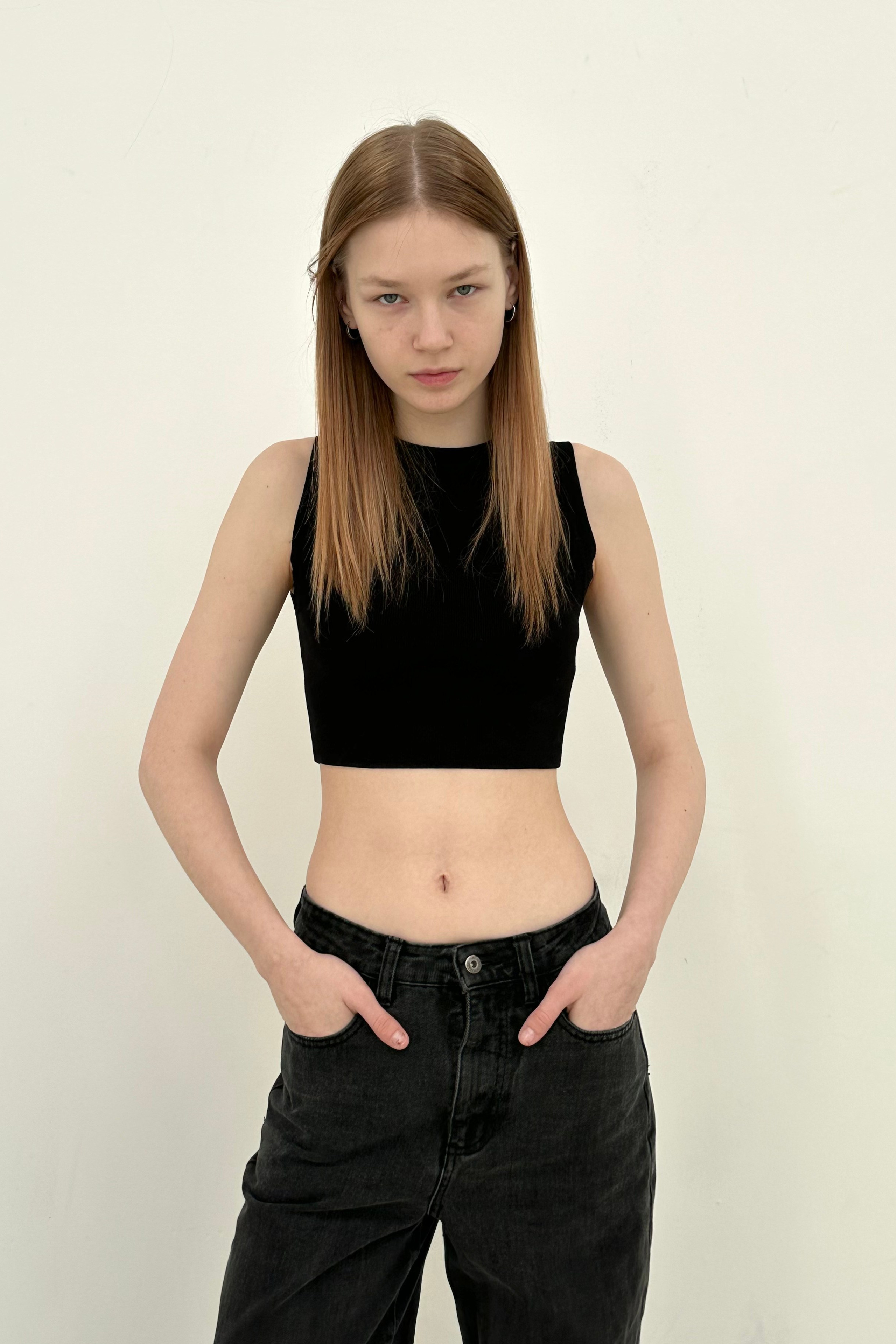 SNAPS. MONSTERA MODELS