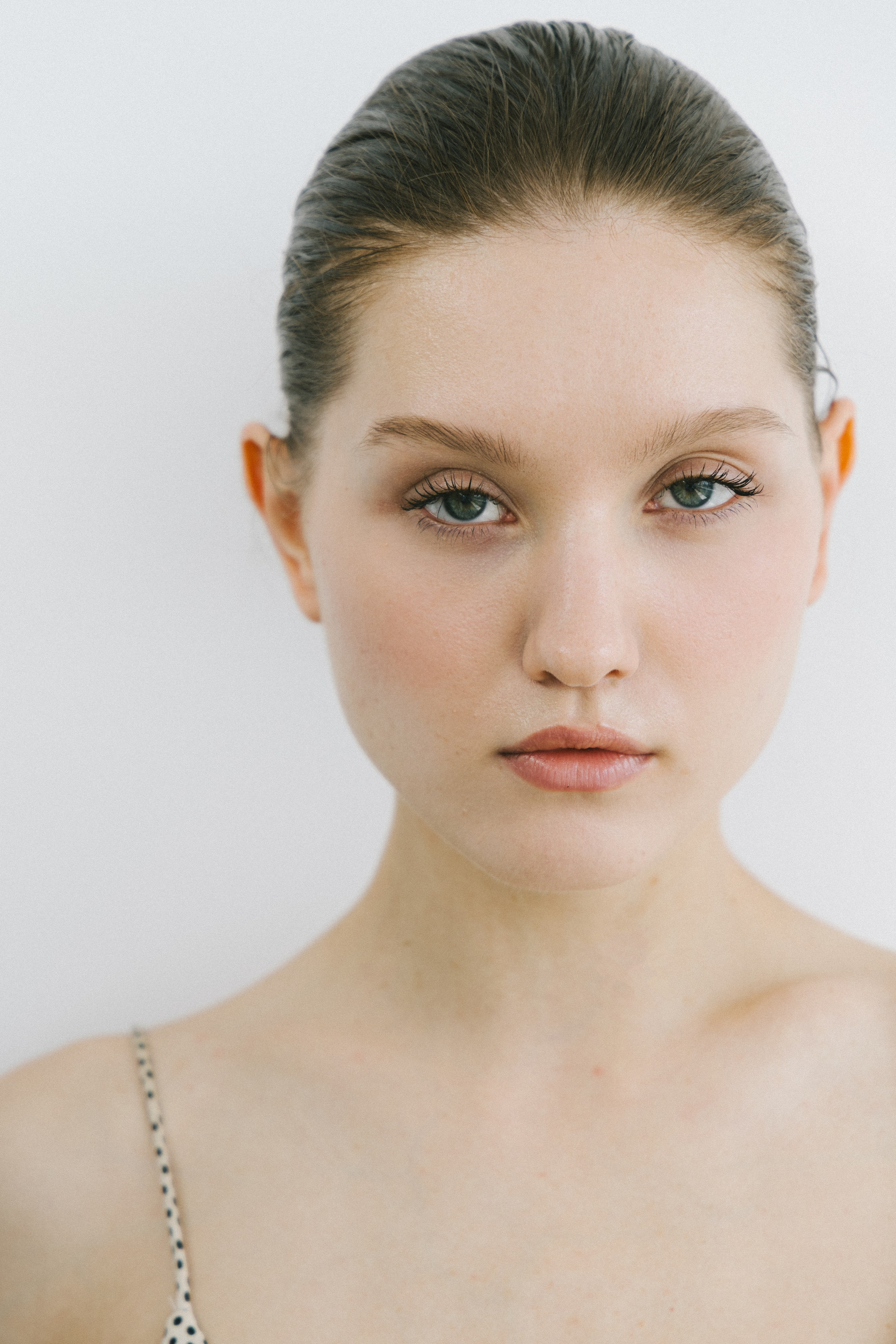 BOOK. MONSTERA MODELS