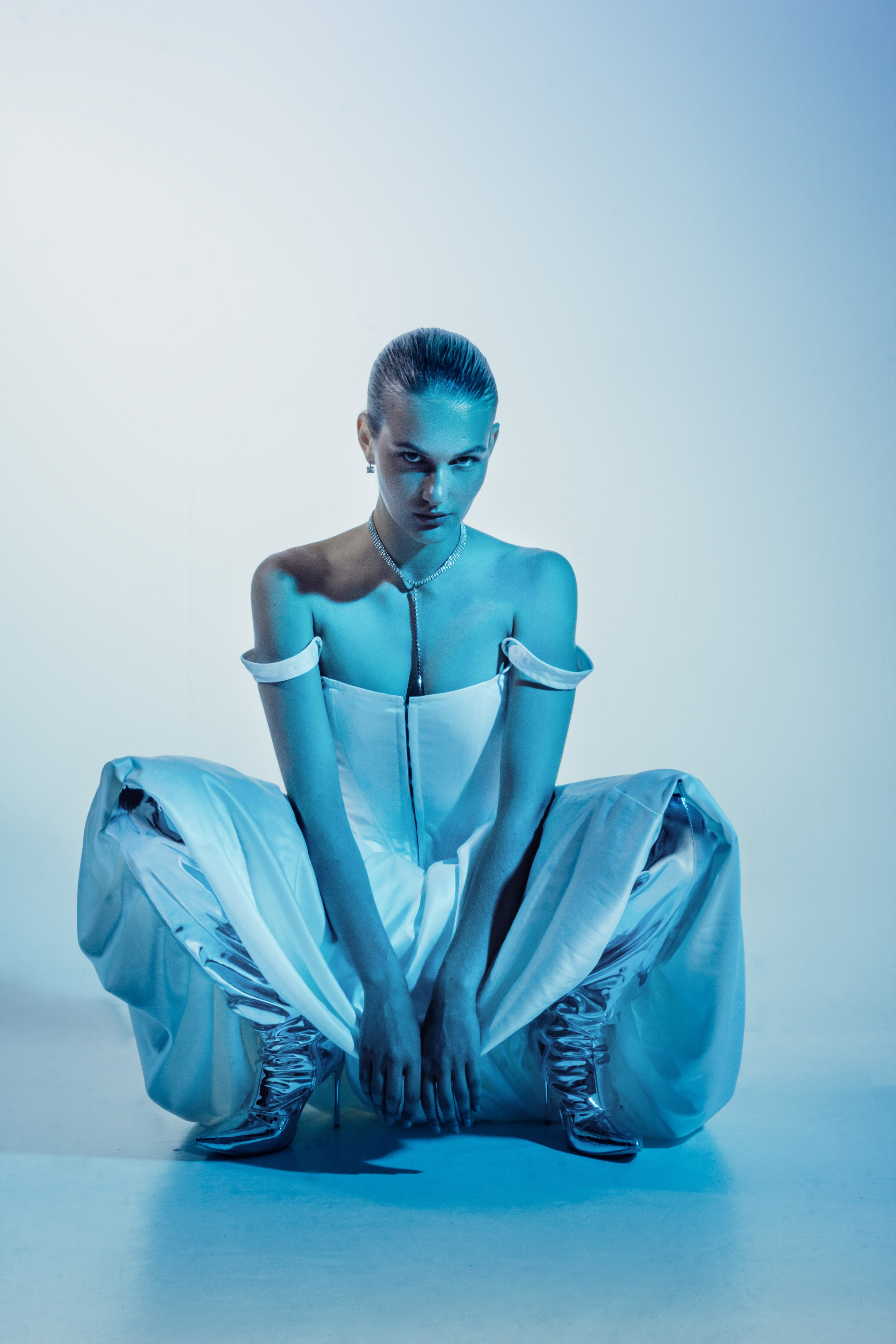 BOOK. MONSTERA MODELS