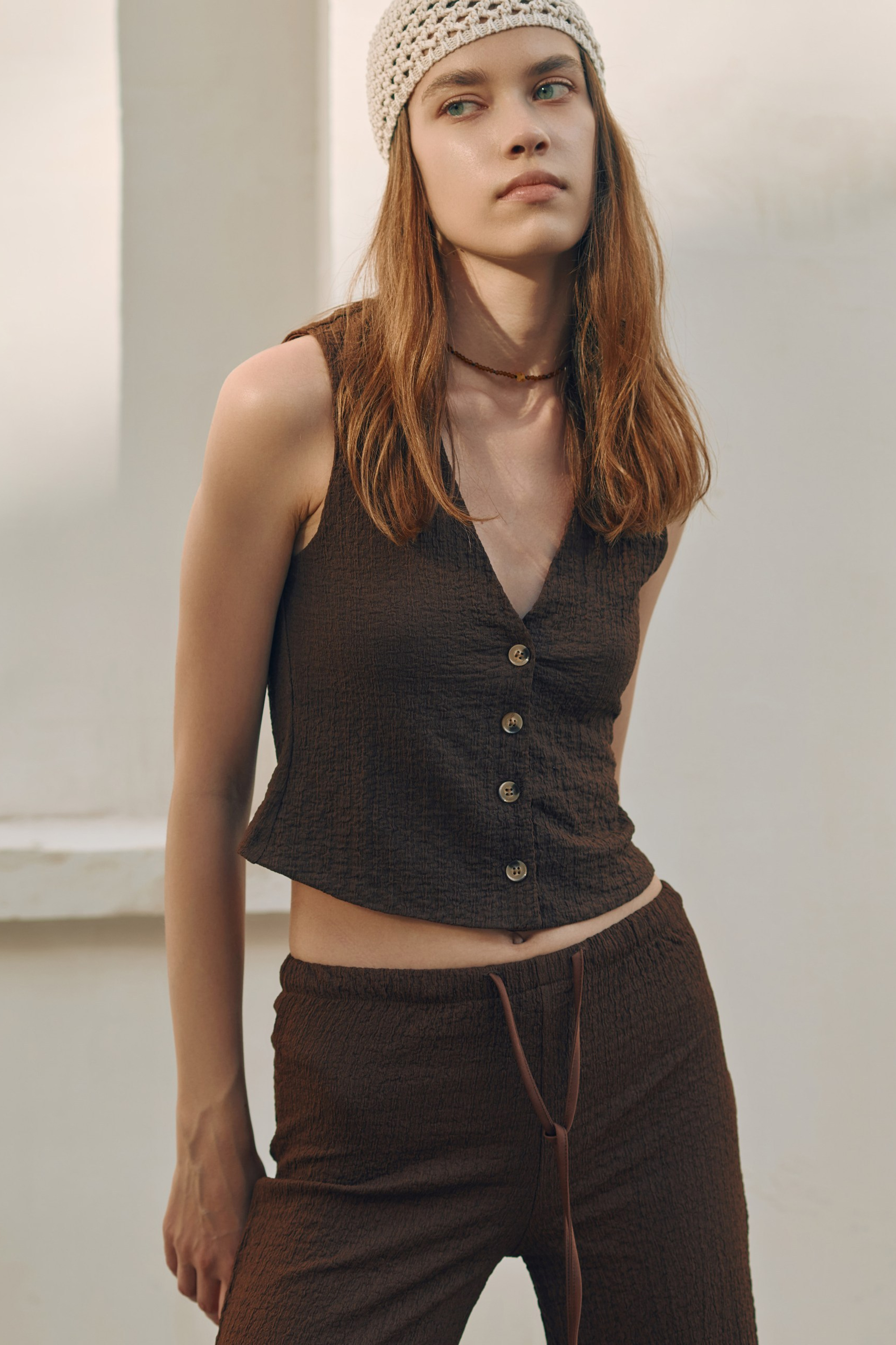 BOOK. MONSTERA MODELS