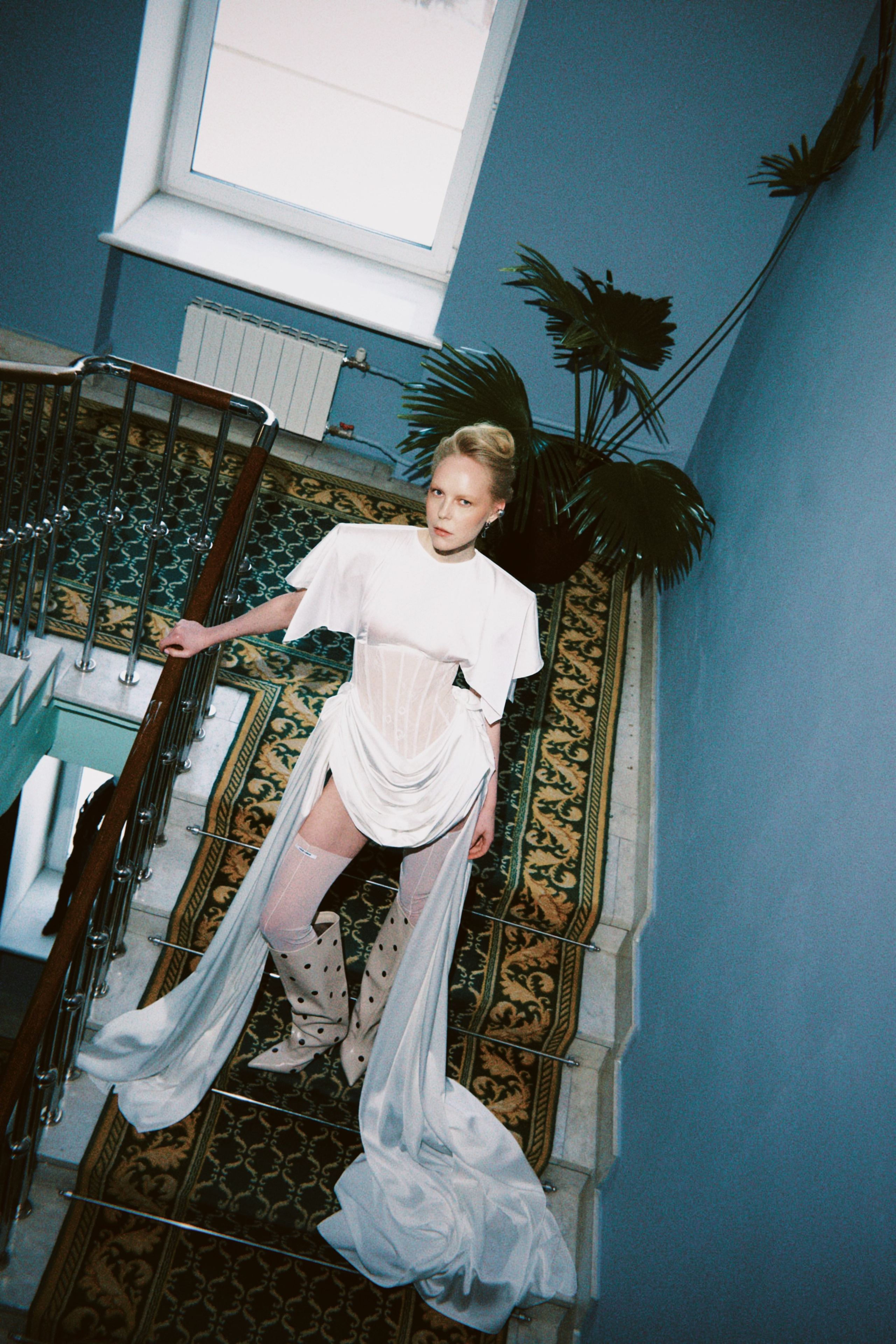 BOOK. MONSTERA MODELS