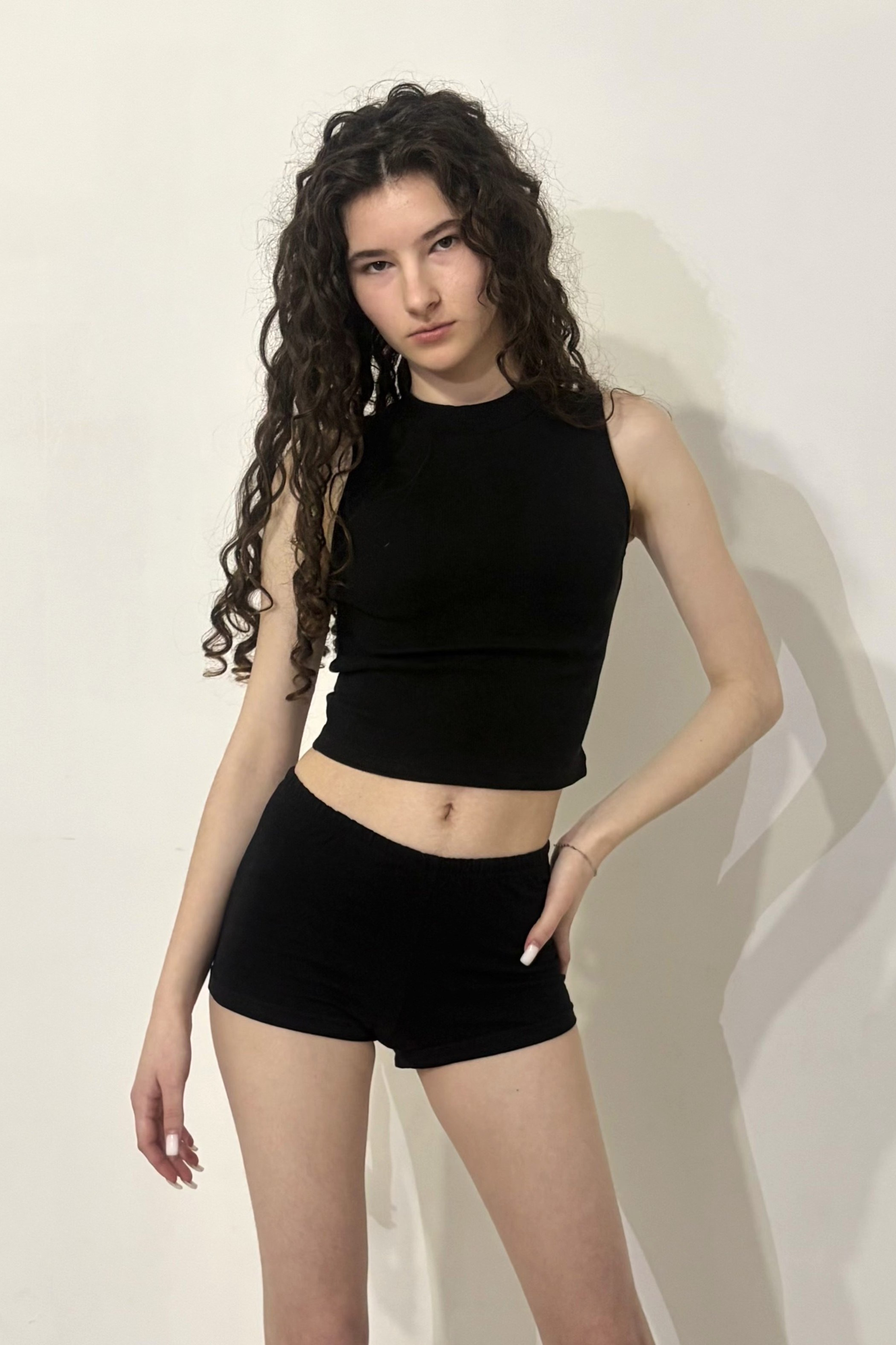 SNAPS. MONSTERA MODELS