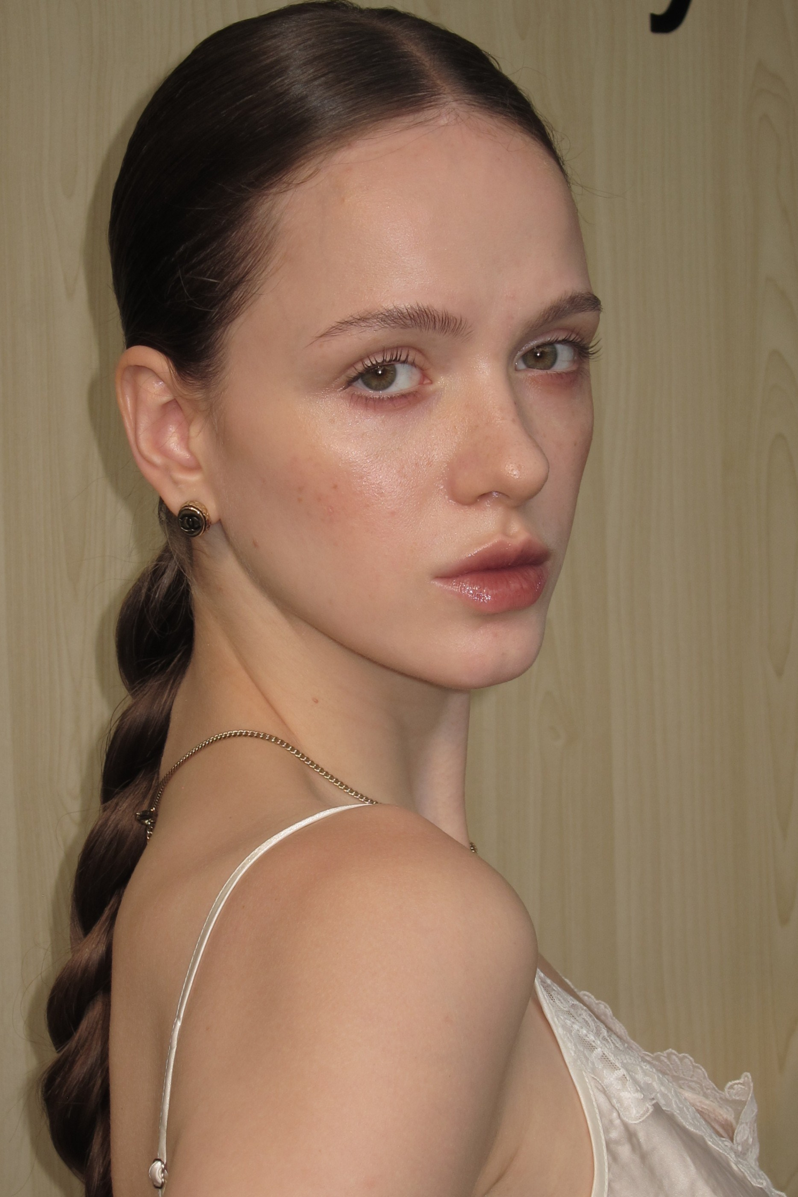 BOOK. MONSTERA MODELS
