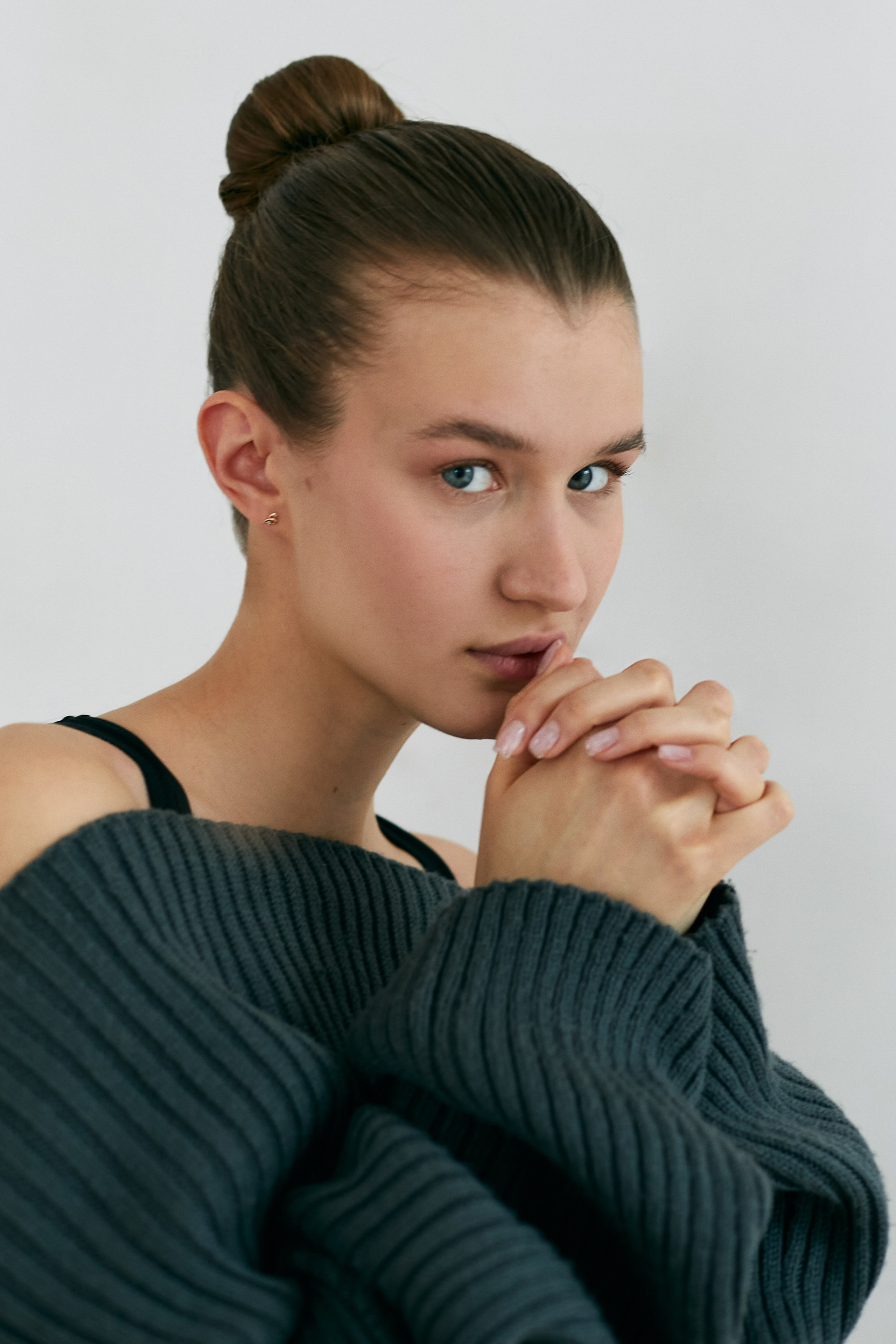 BOOK. MONSTERA MODELS