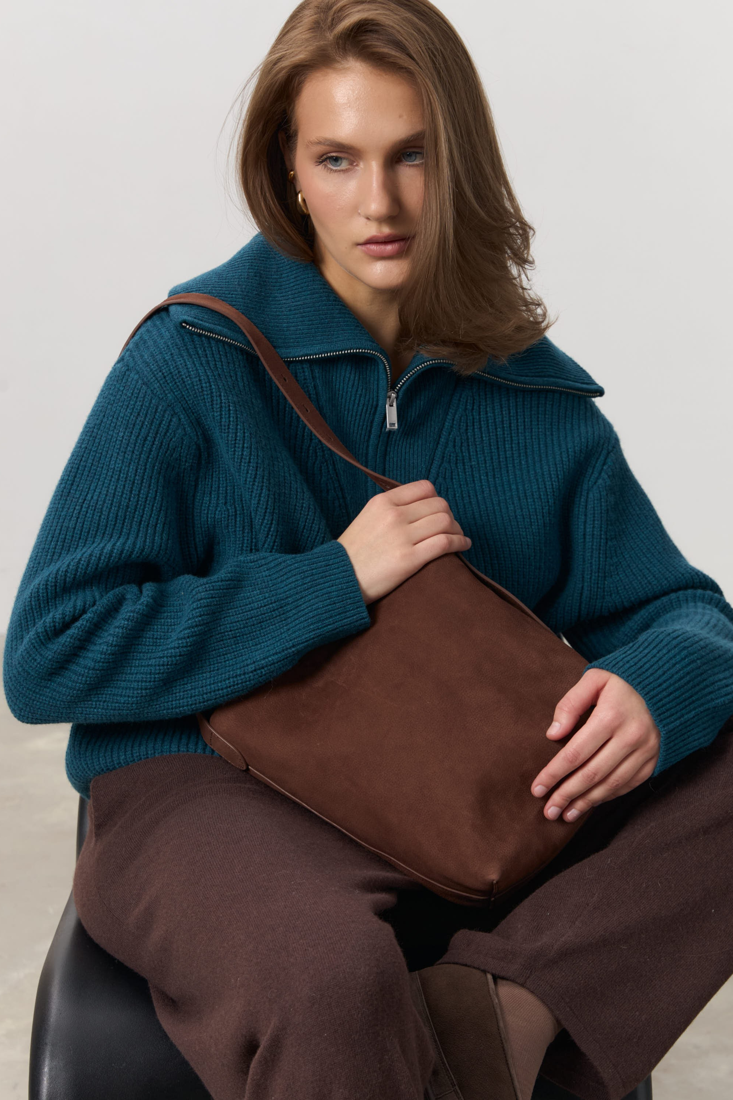 BOOK. MONSTERA MODELS