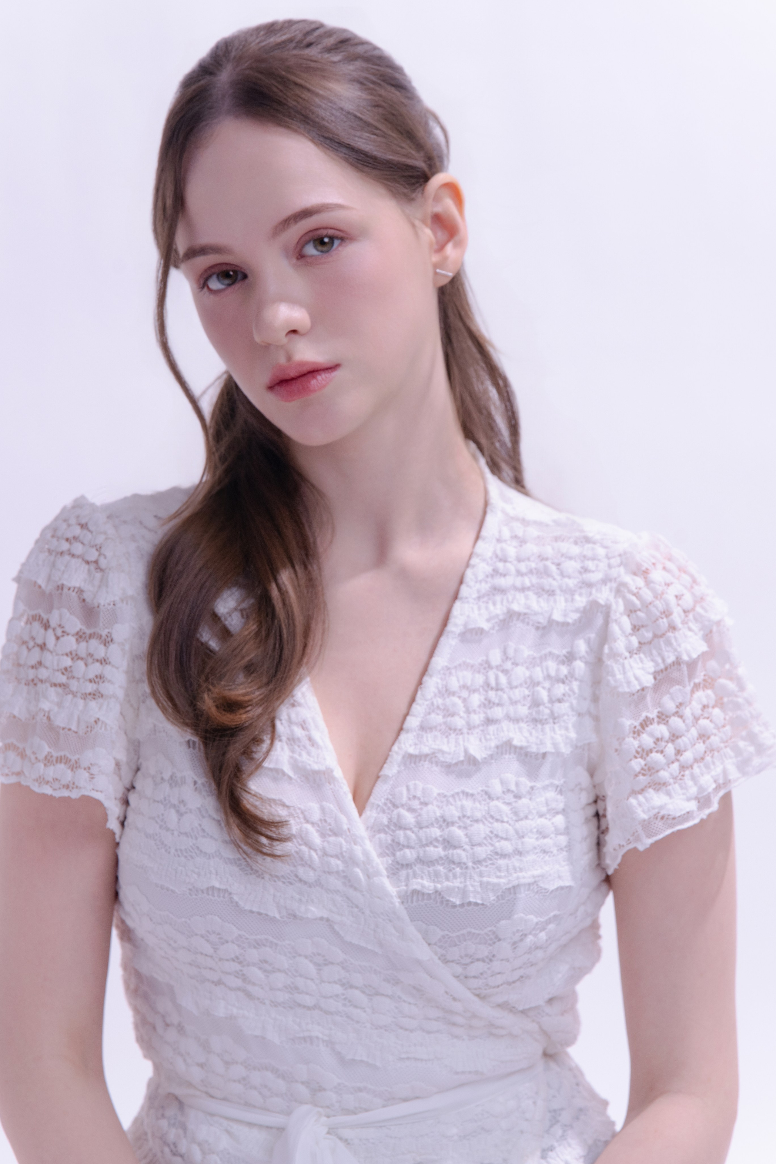 BOOK. MONSTERA MODELS