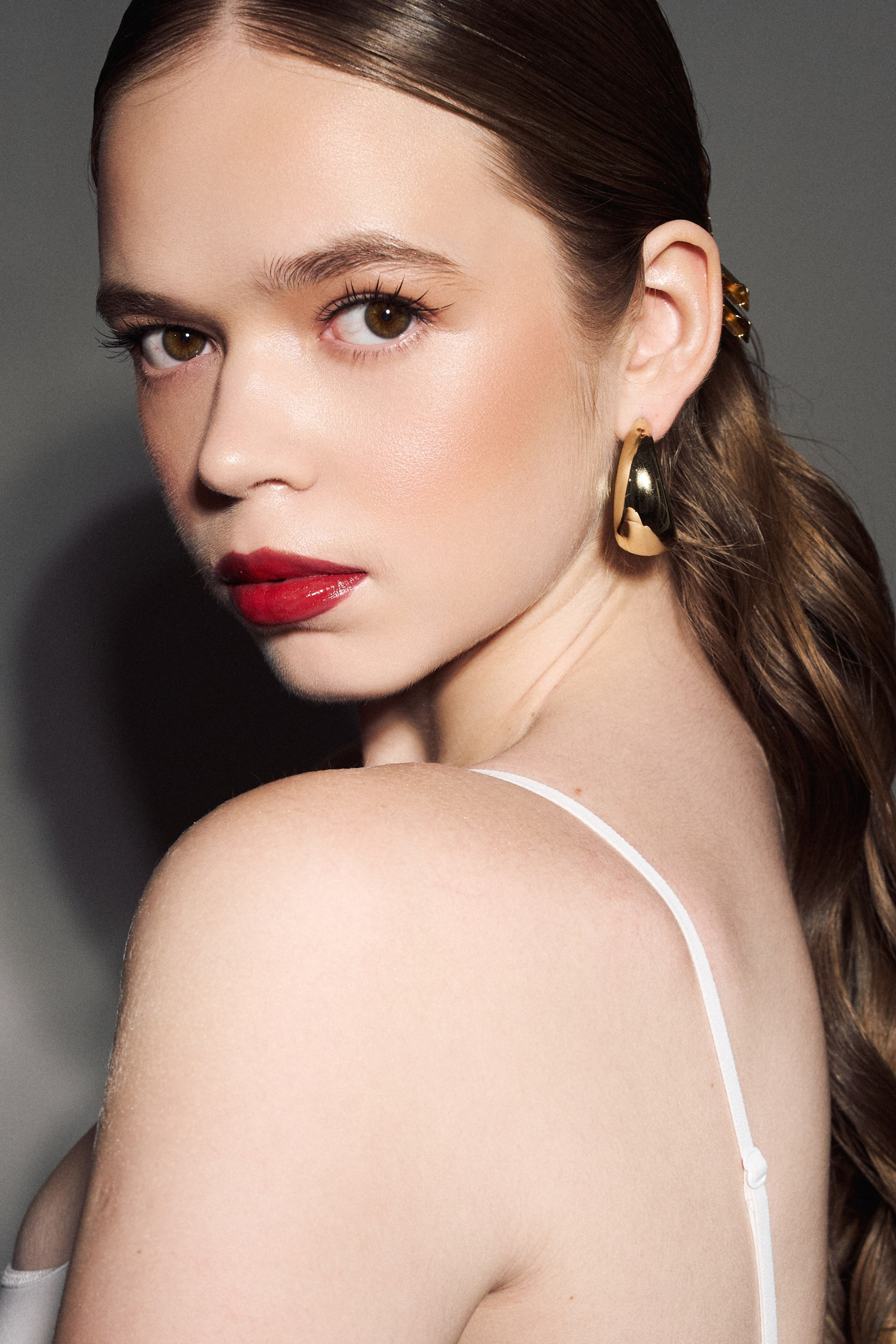 BOOK. MONSTERA MODELS