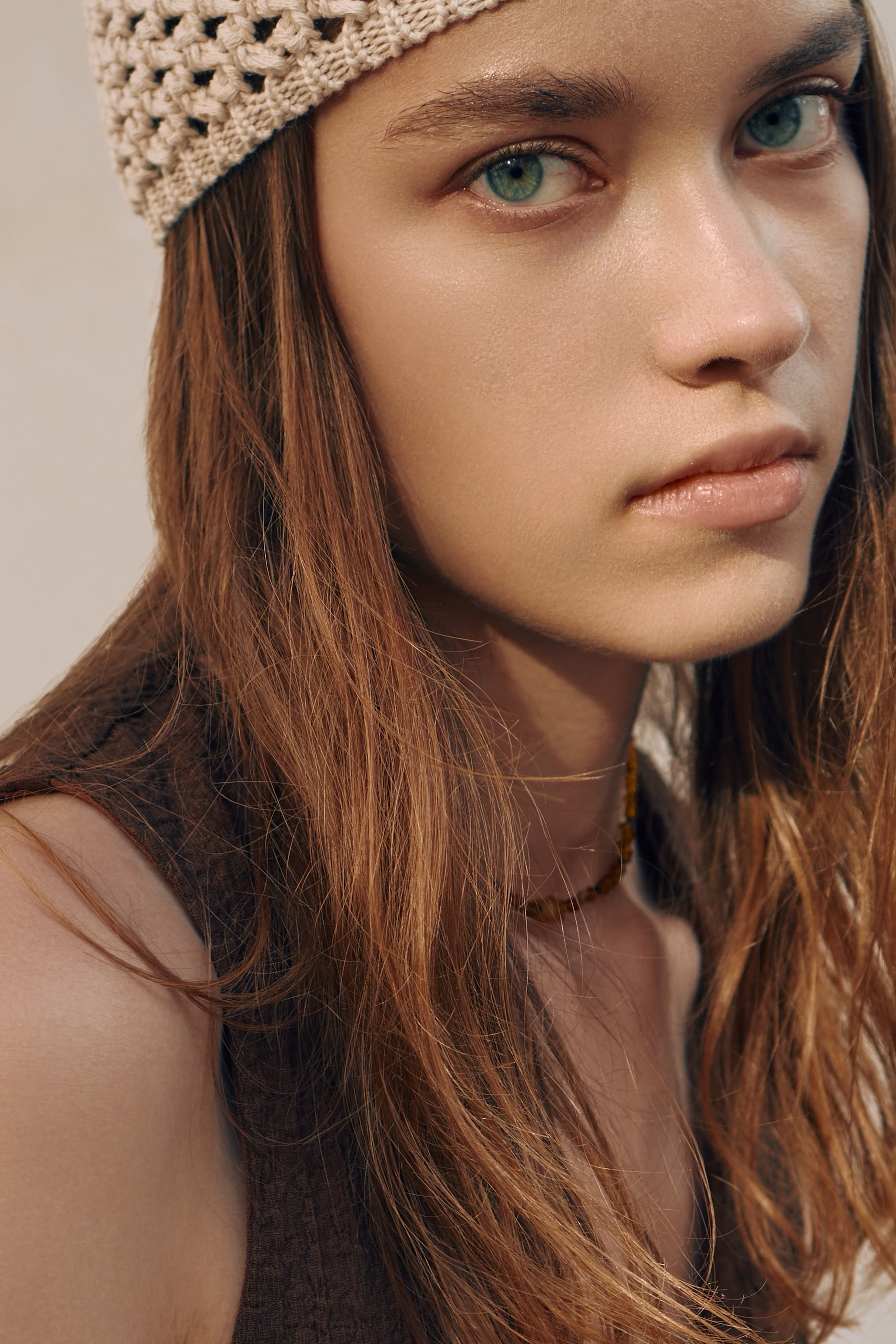 BOOK. MONSTERA MODELS
