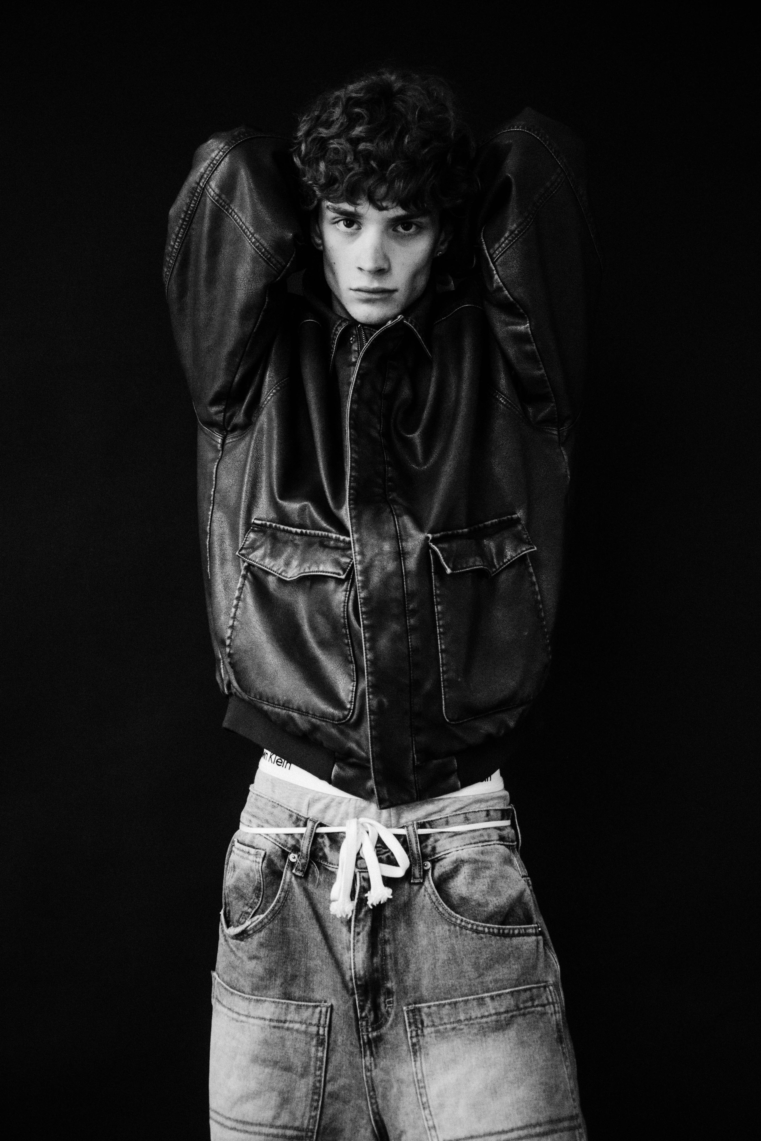 BOOK. MONSTERA MODELS