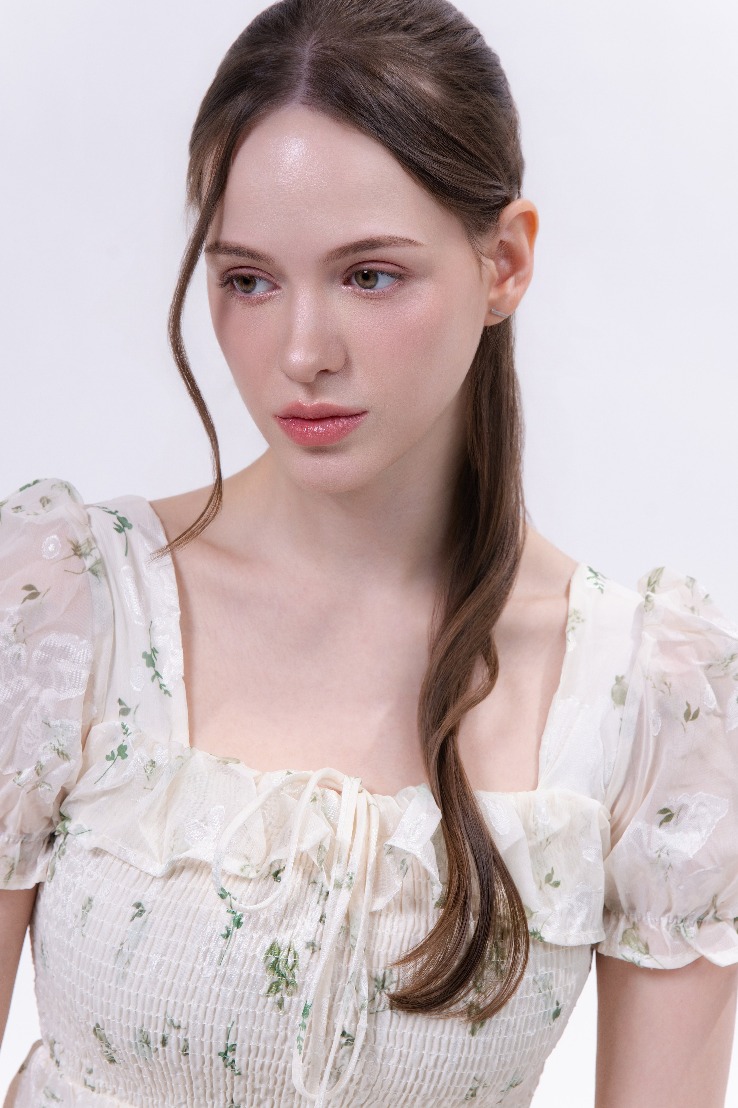 BOOK. MONSTERA MODELS