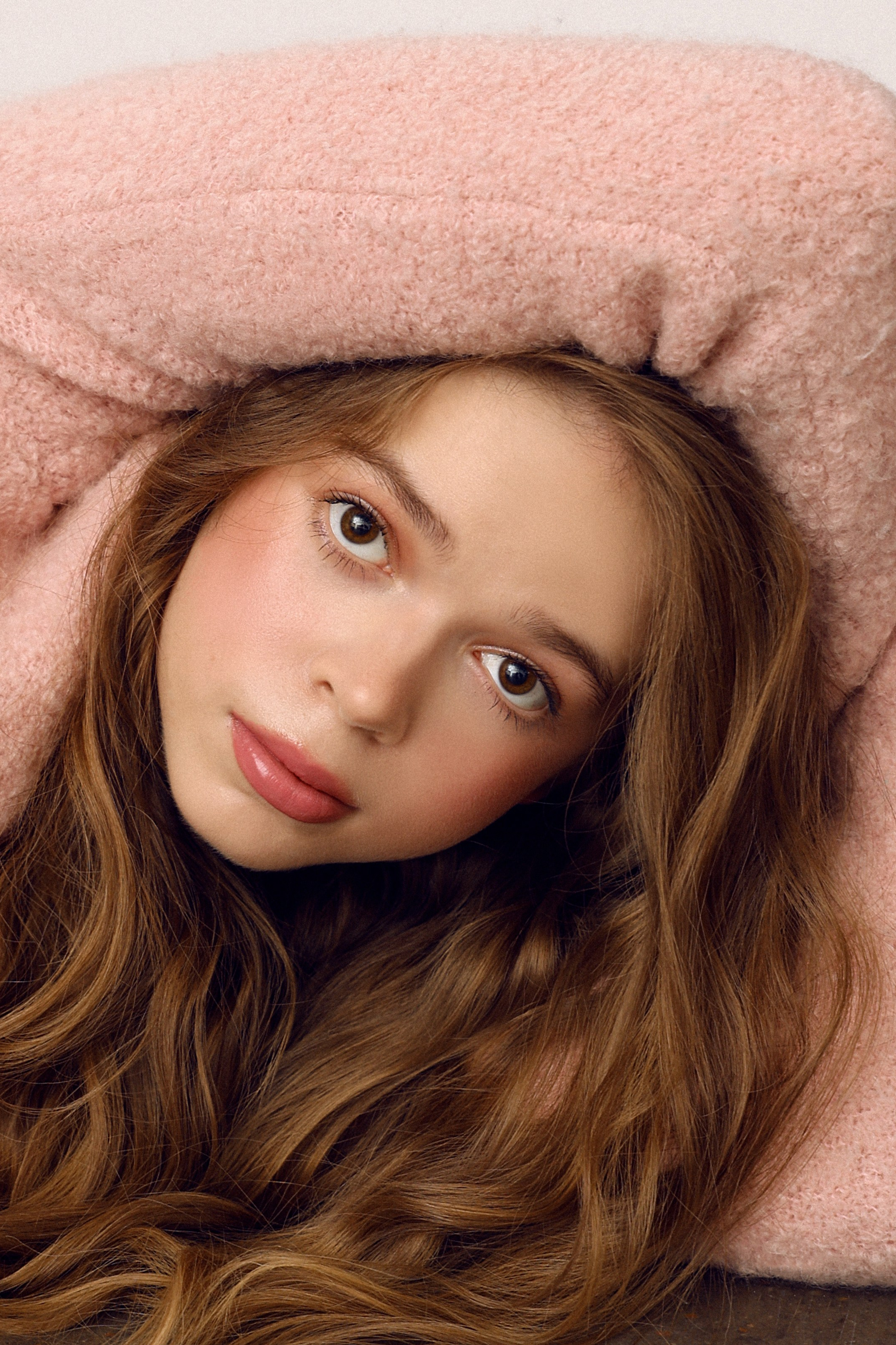 BOOK. MONSTERA MODELS