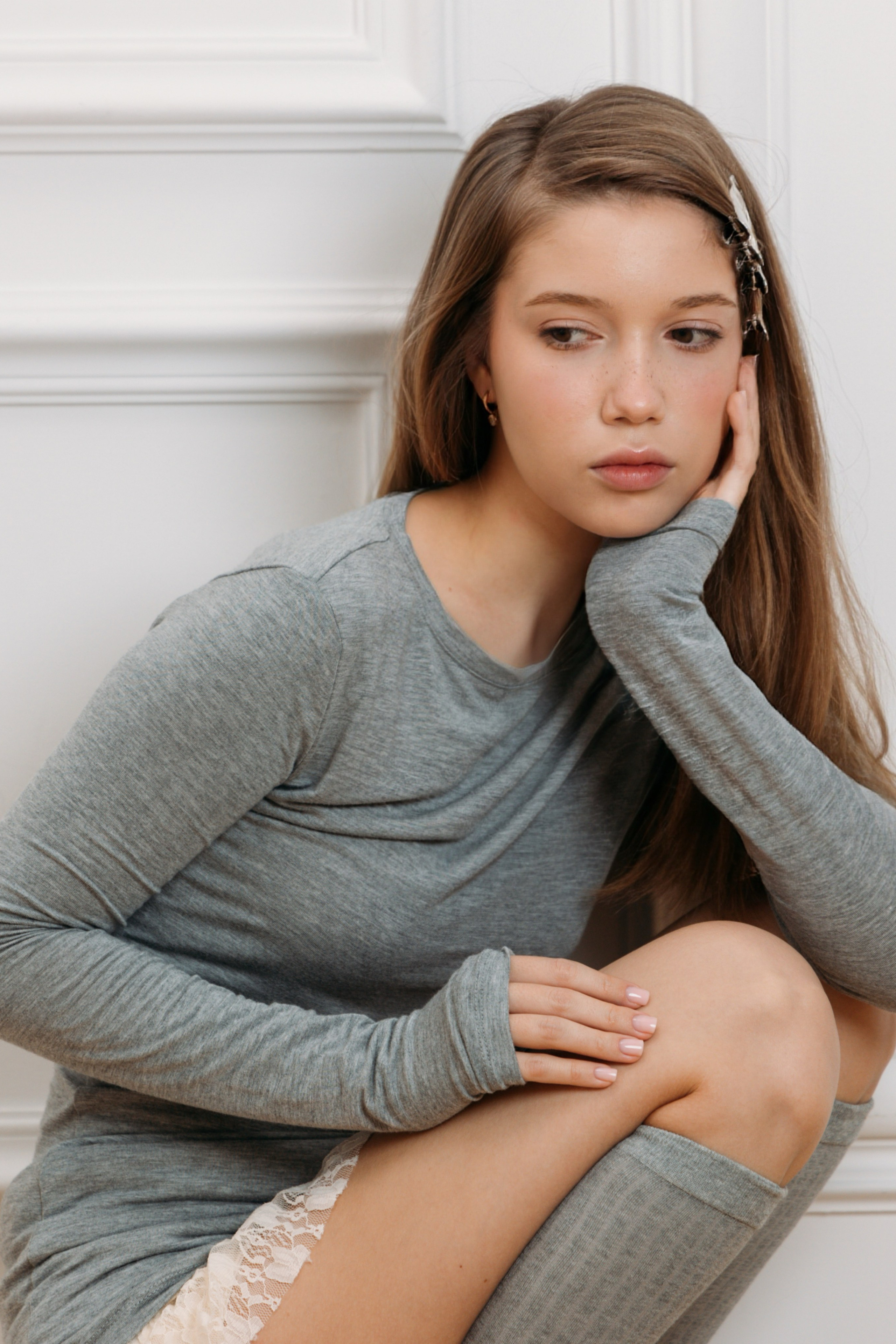 BOOK. MONSTERA MODELS