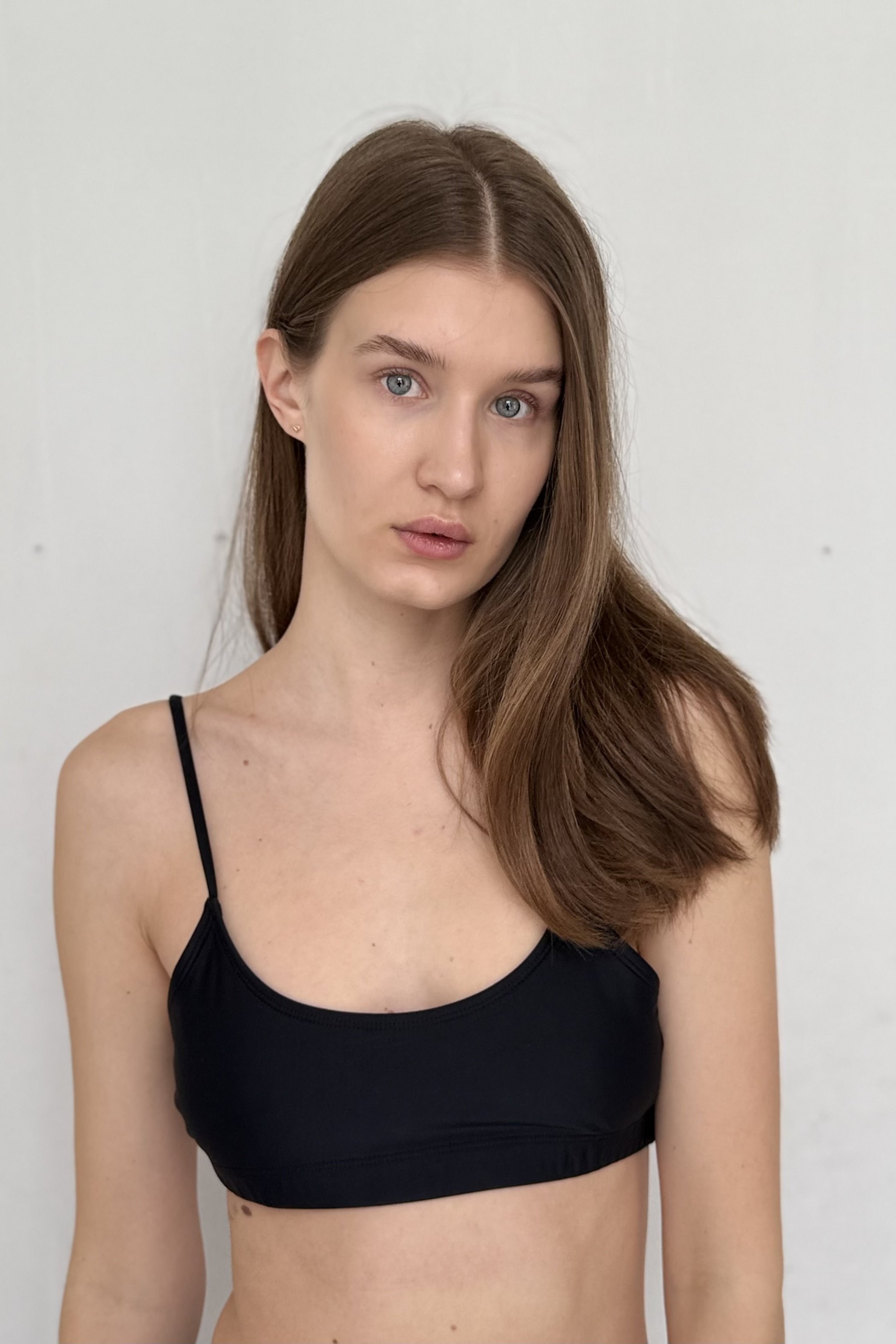 SNAPS. MONSTERA MODELS