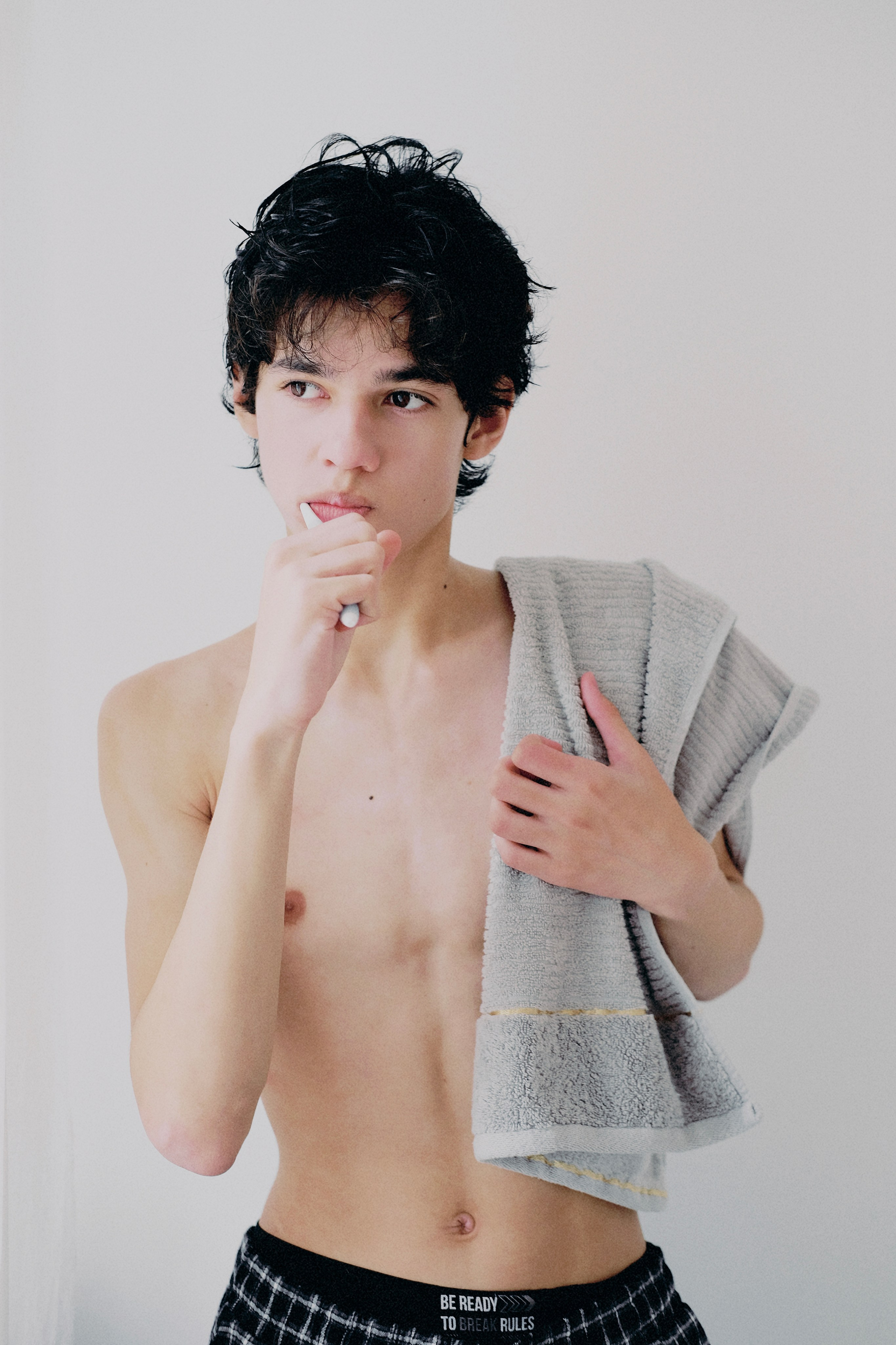 BOOK. MONSTERA MODELS