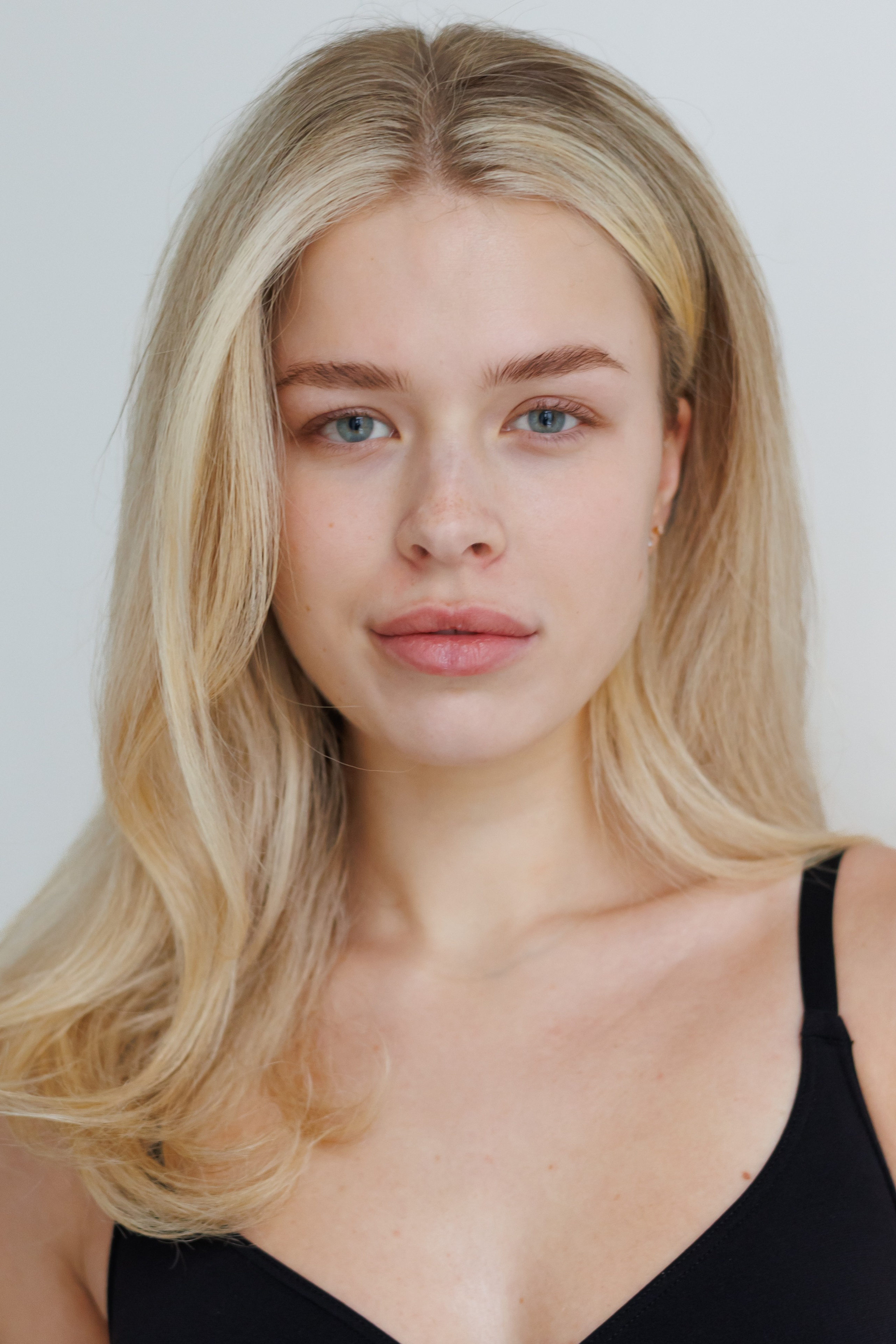 SNAPS. MONSTERA MODELS