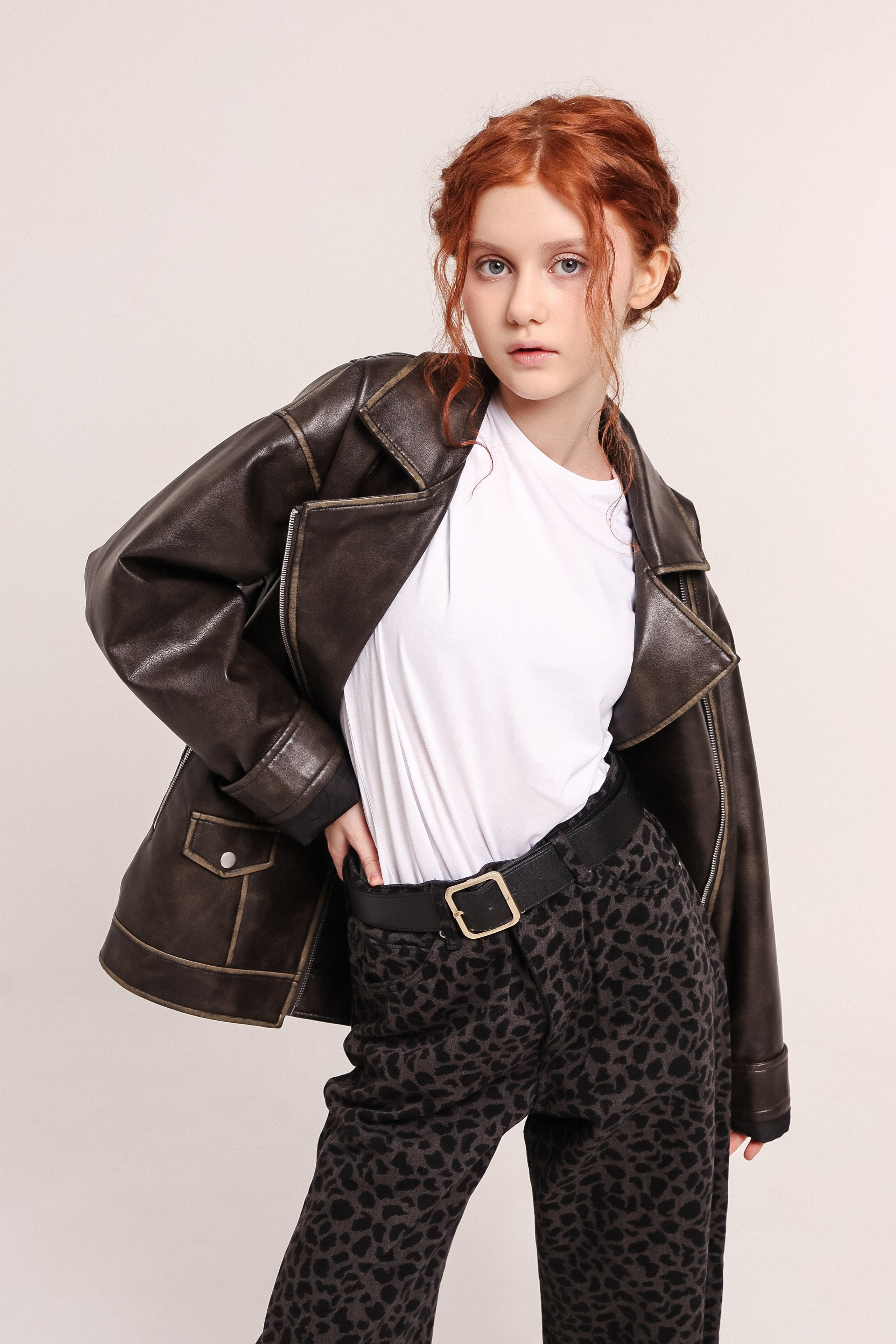 BOOK. MONSTERA MODELS
