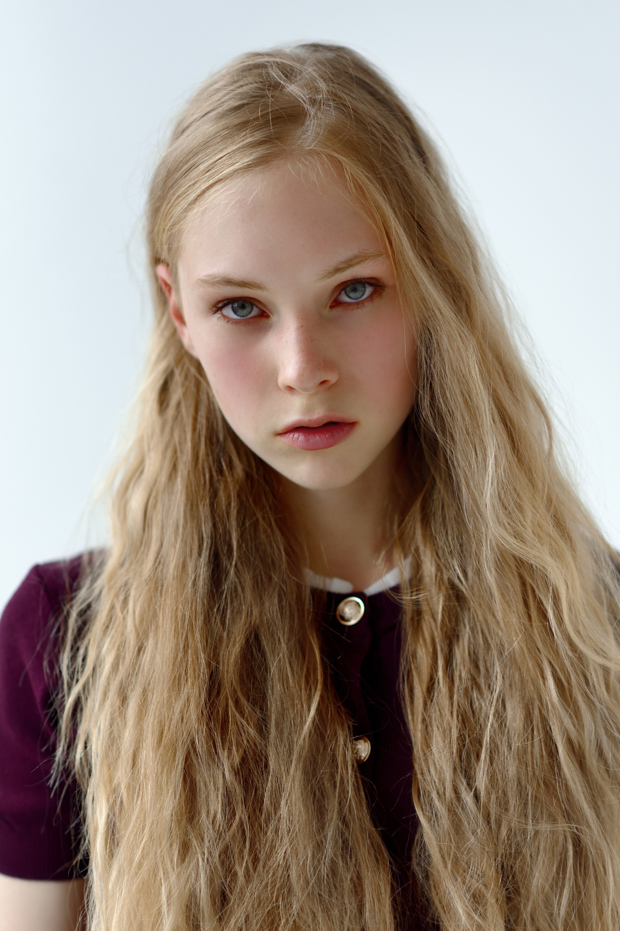 BOOK. MONSTERA MODELS