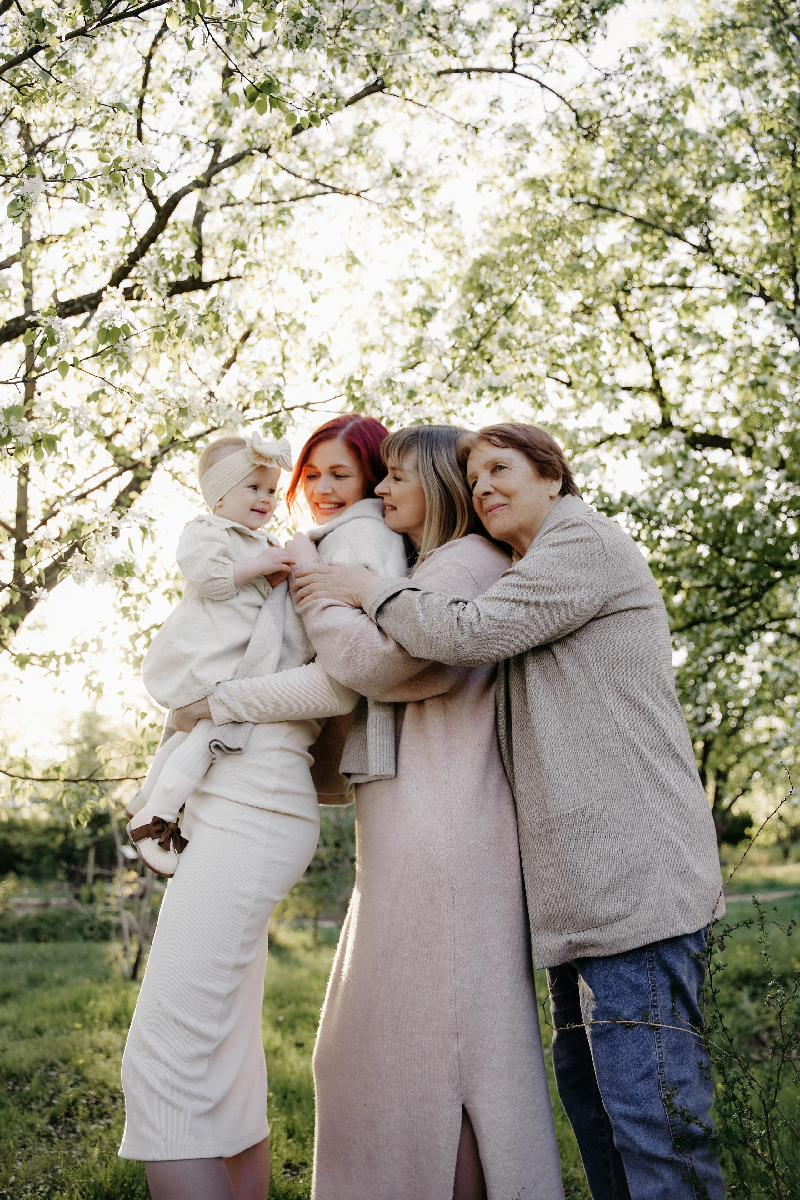 Четыре поколения женщин