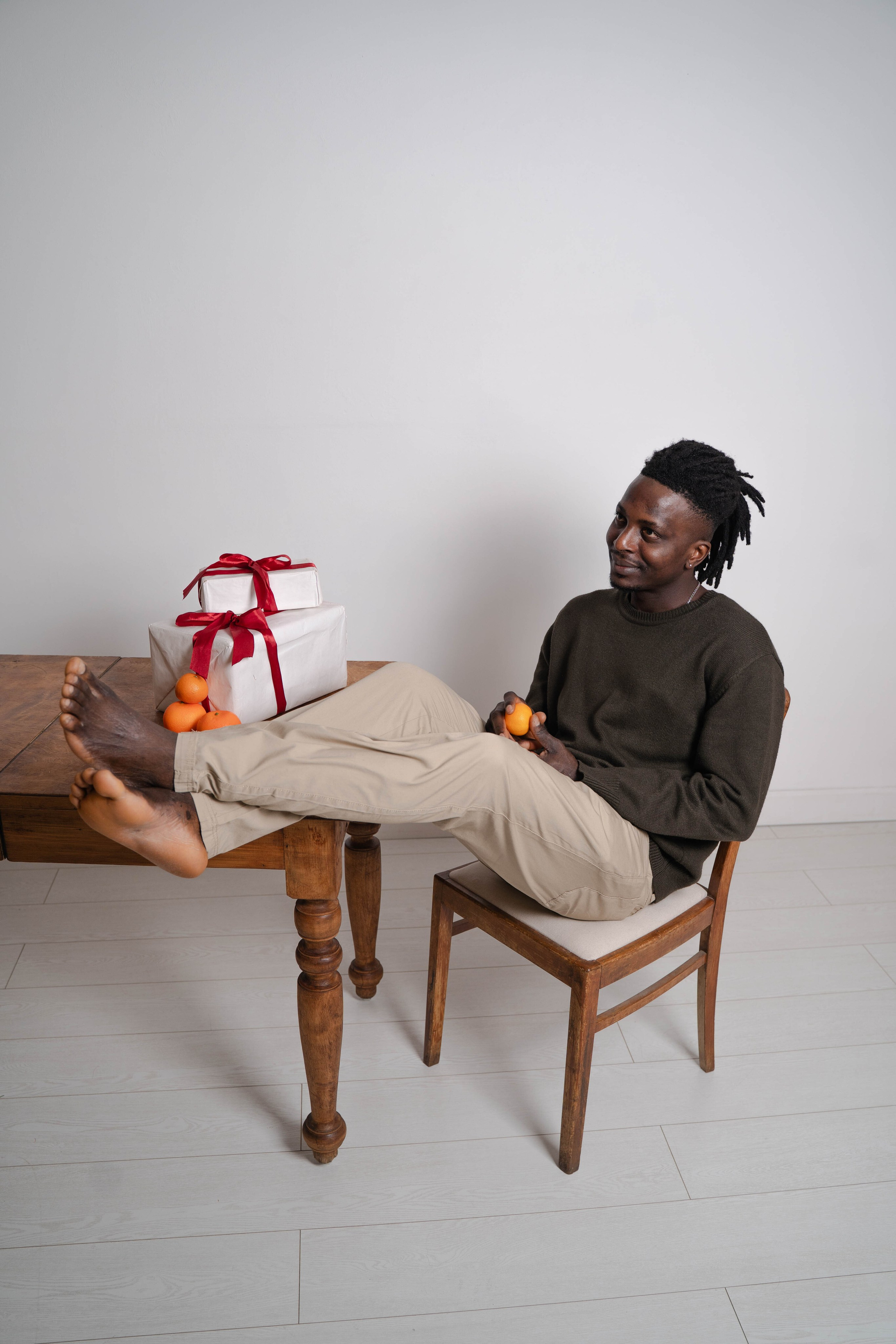 БЕЖЕВЫЕ БРЮКИ 50-52. Фотостудия в Люберцах