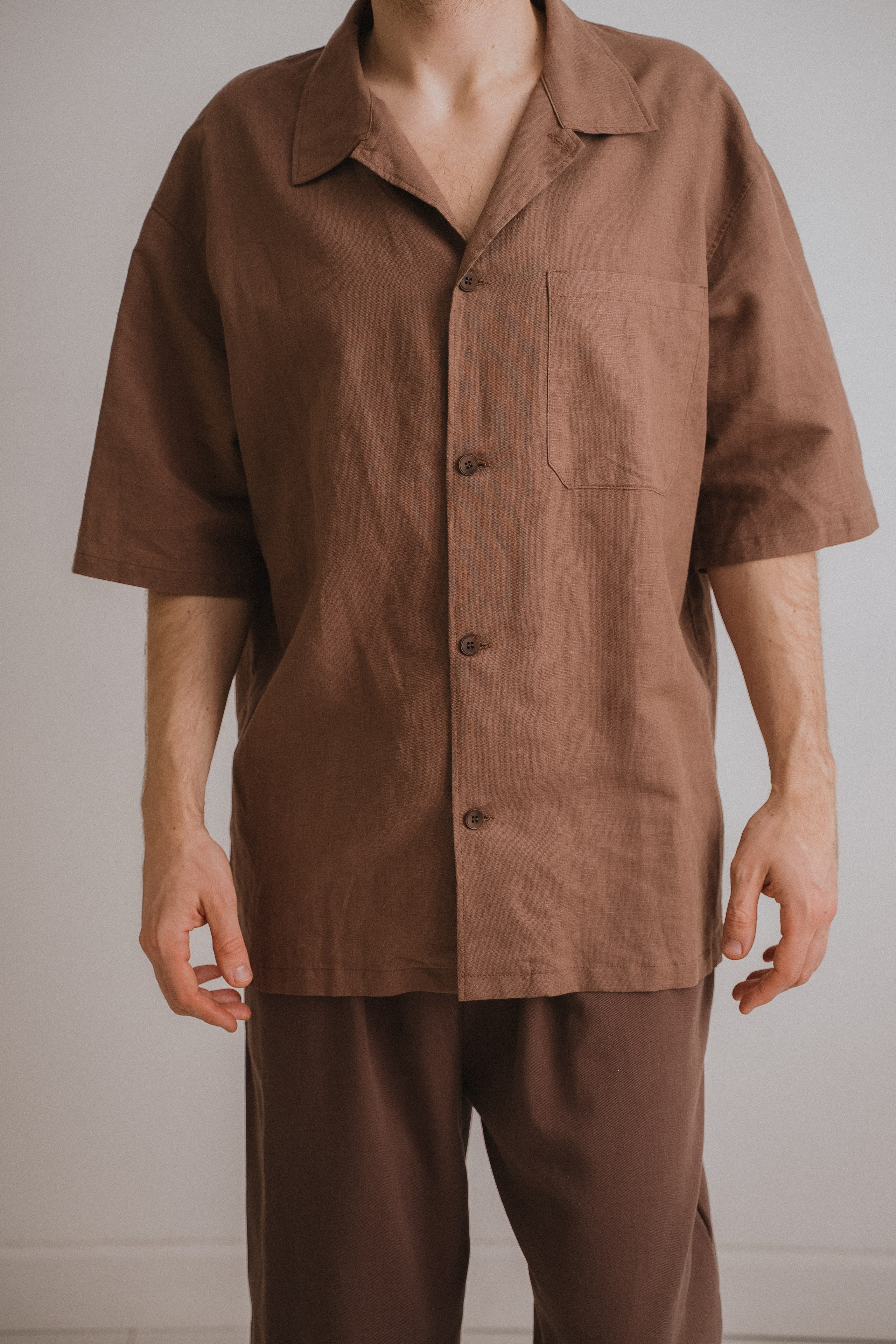 РУБАШКА ЛЬНЯНАЯ С КОРОТКИМ РУКАВОМ L. Фотостудия в Люберцах