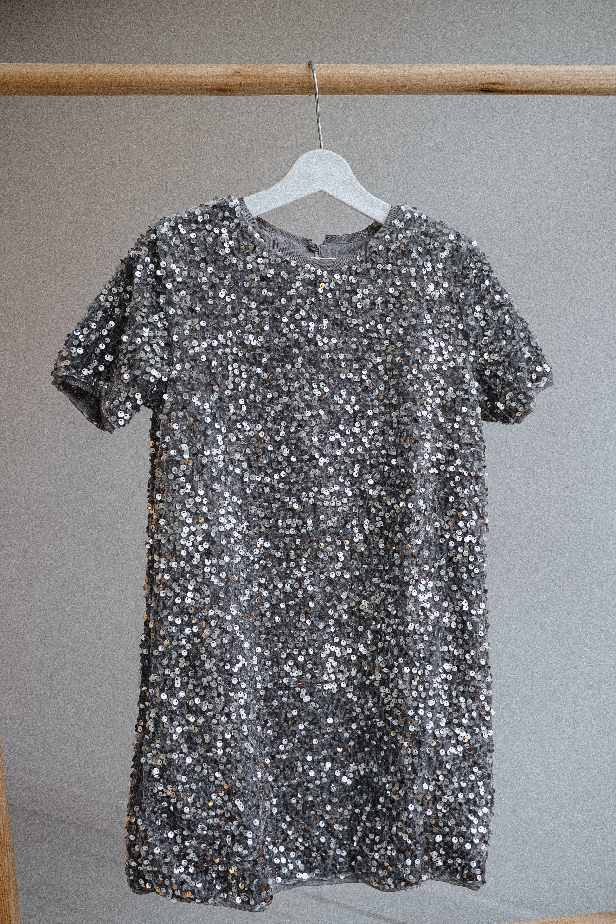 ПЛАТЬЕ С ПАЙЕТКАМИ 126-132. Фотостудия в Люберцах