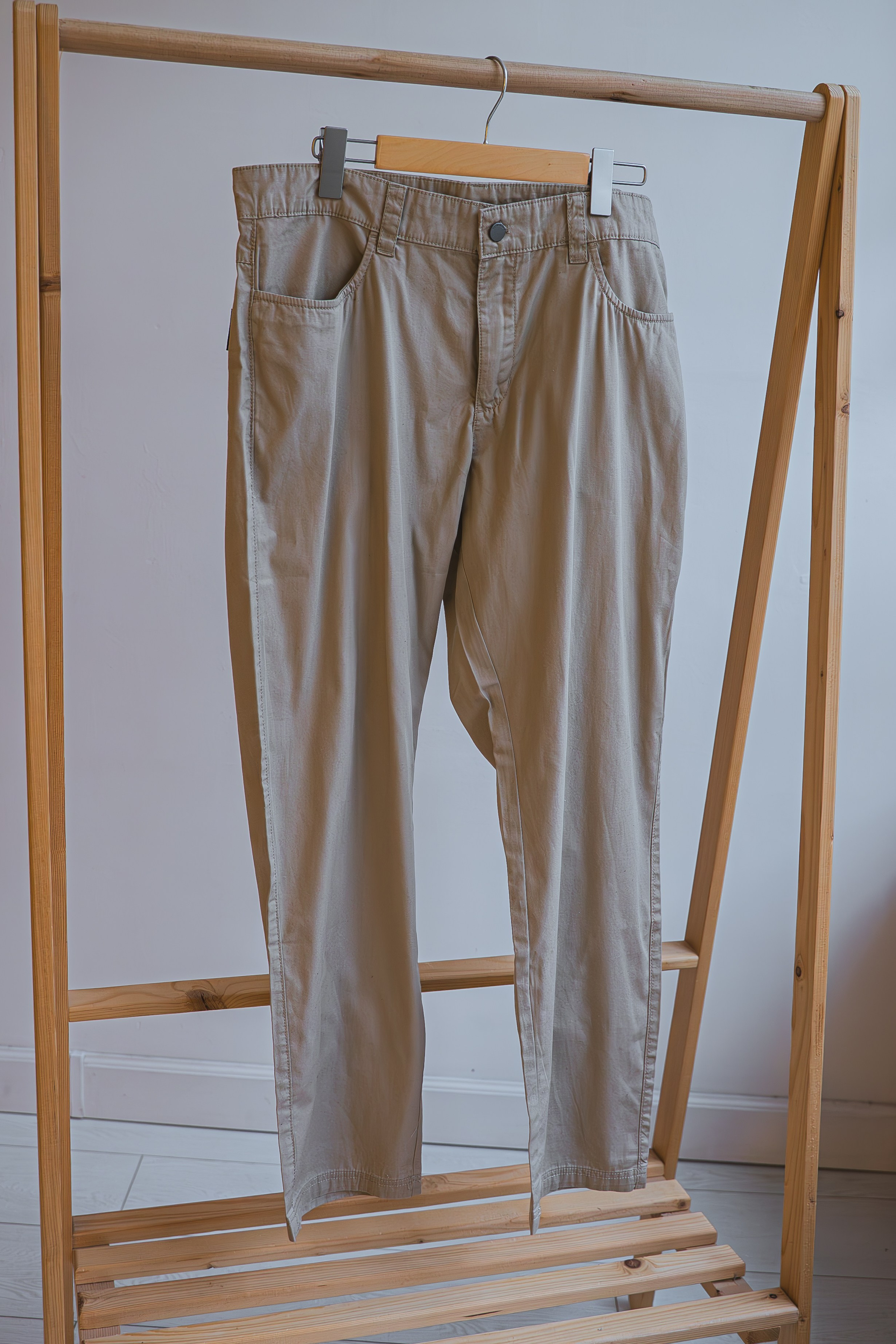 БЕЖЕВЫЕ БРЮКИ 50-52. Фотостудия в Люберцах