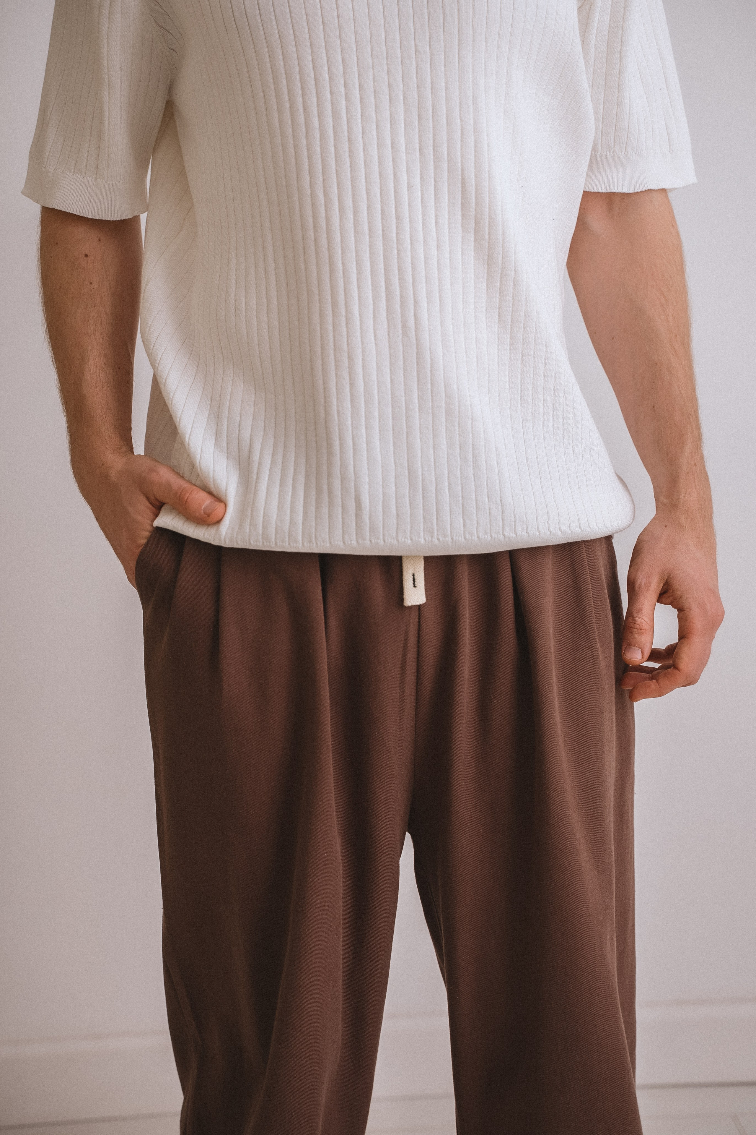 БРЮКИ КОРИЧНЕВЫЕ 48. Фотостудия в Люберцах