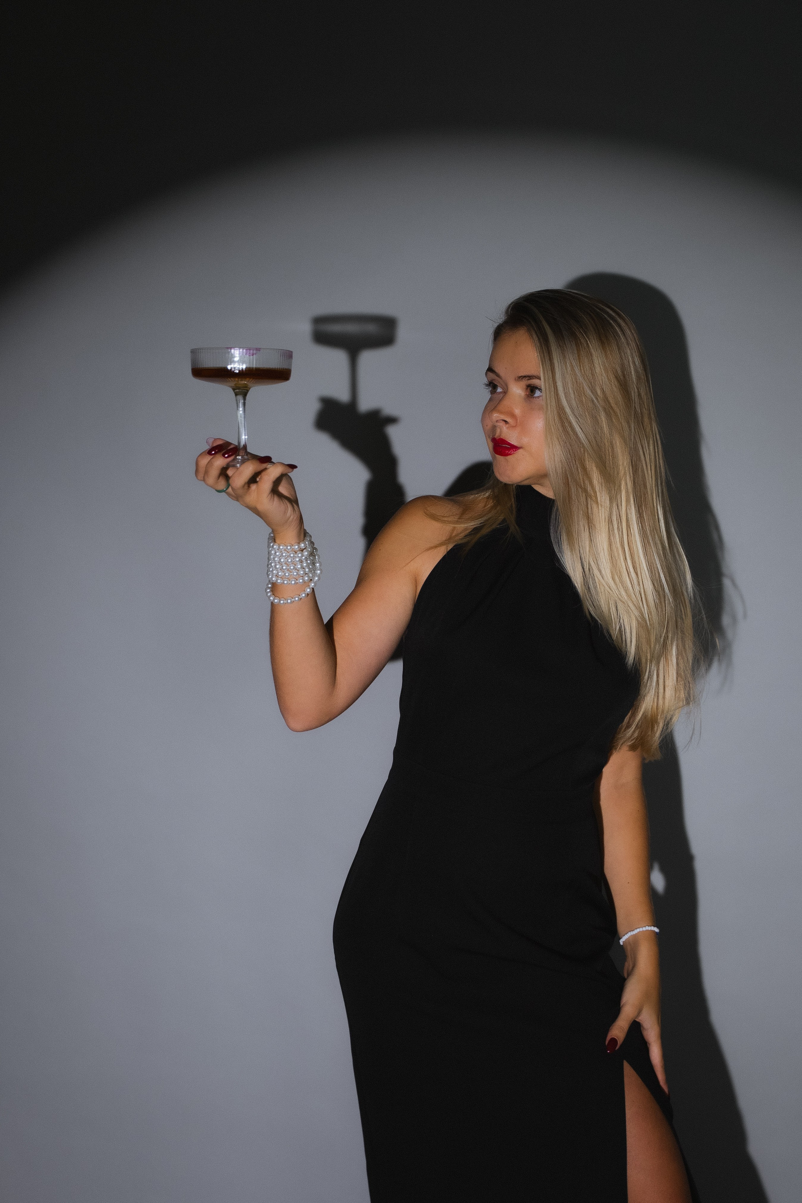 ПЛАТЬЕ ВЕЧЕРНЕЕ С ОТКРЫТОЙ СПИНОЙ. Фотостудия в Люберцах