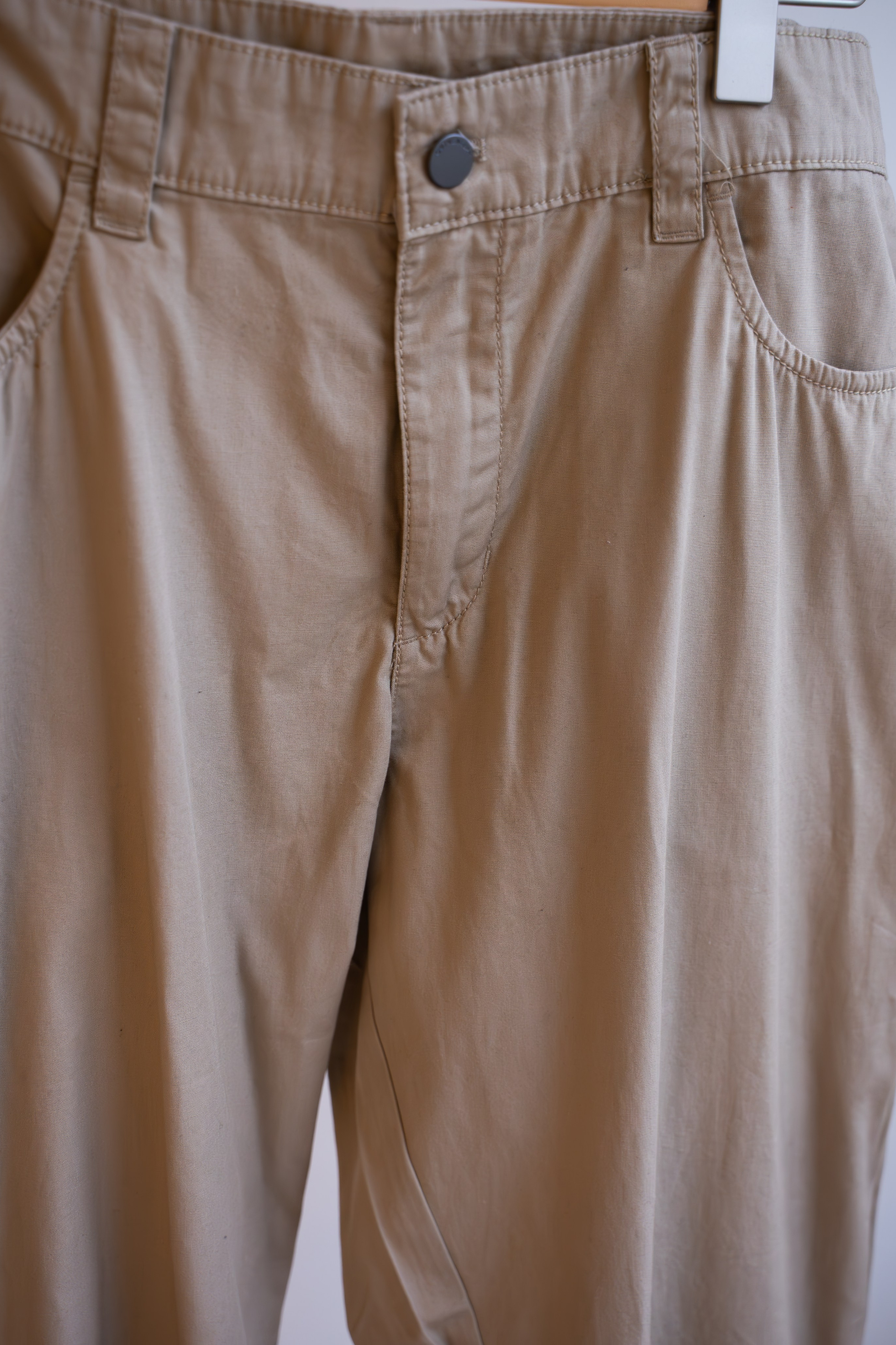 БЕЖЕВЫЕ БРЮКИ 50-52. Фотостудия в Люберцах