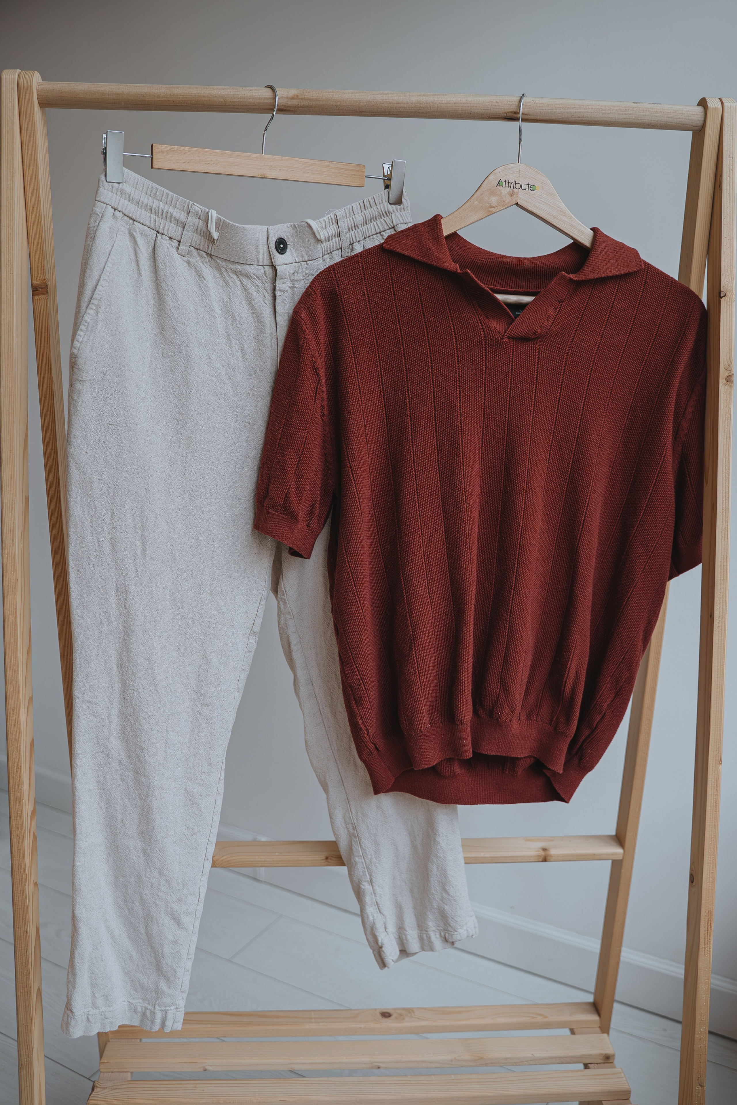 ЛЬНЯНЫЕ БЕЖЕВЫЕ БРЮКИ S. Фотостудия в Люберцах