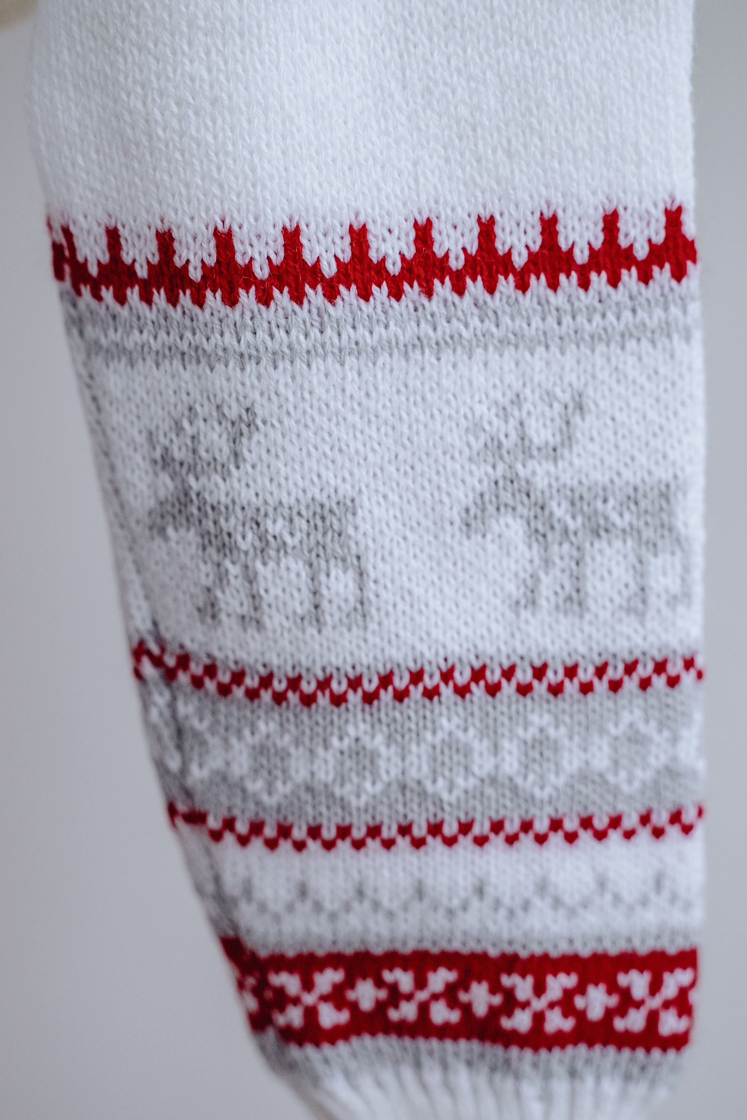 ВЯЗАНЫЕ ШТАНЫ С ОЛЕНЯМИ 98-104. Фотостудия в Люберцах