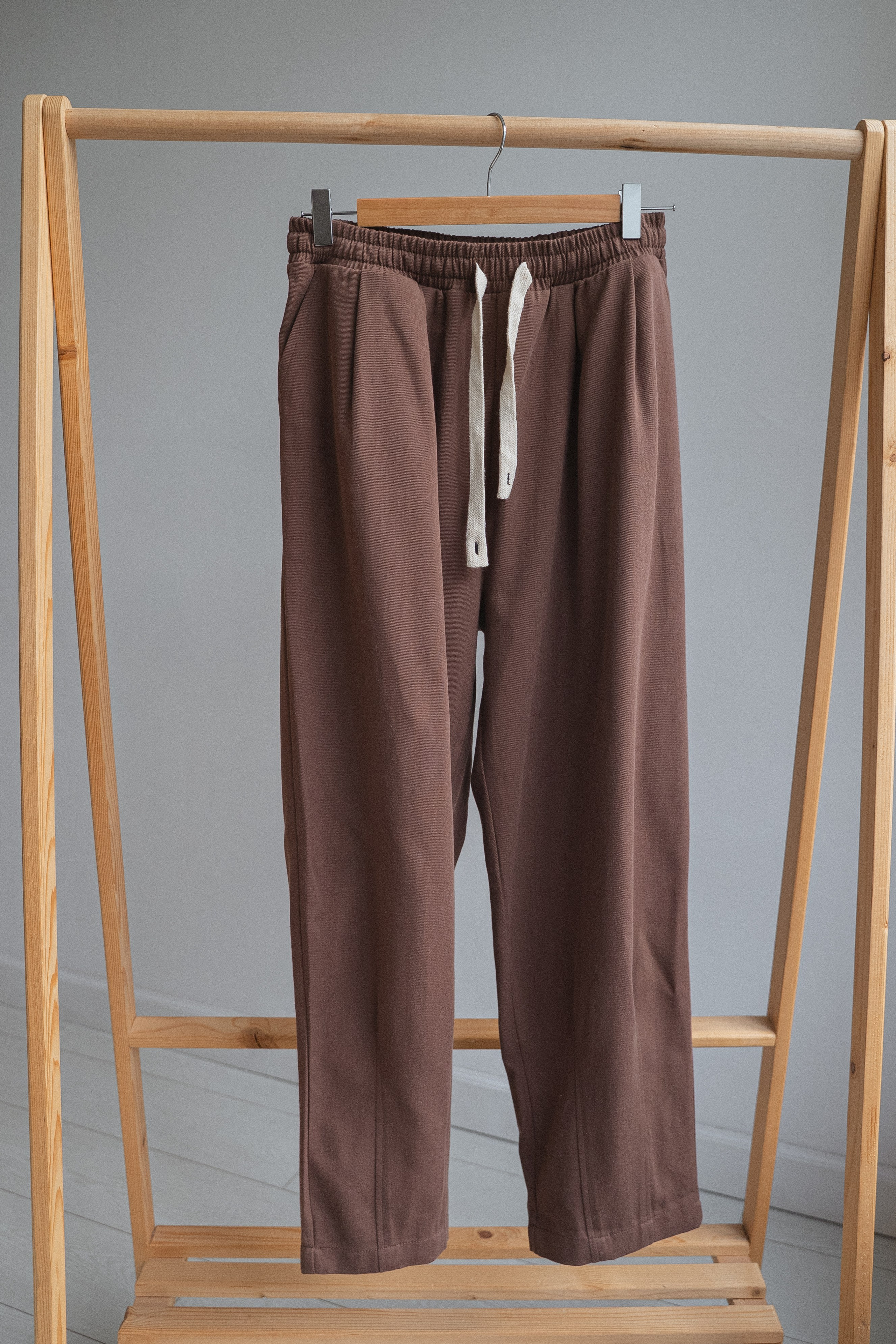 БРЮКИ КОРИЧНЕВЫЕ 48. Фотостудия в Люберцах