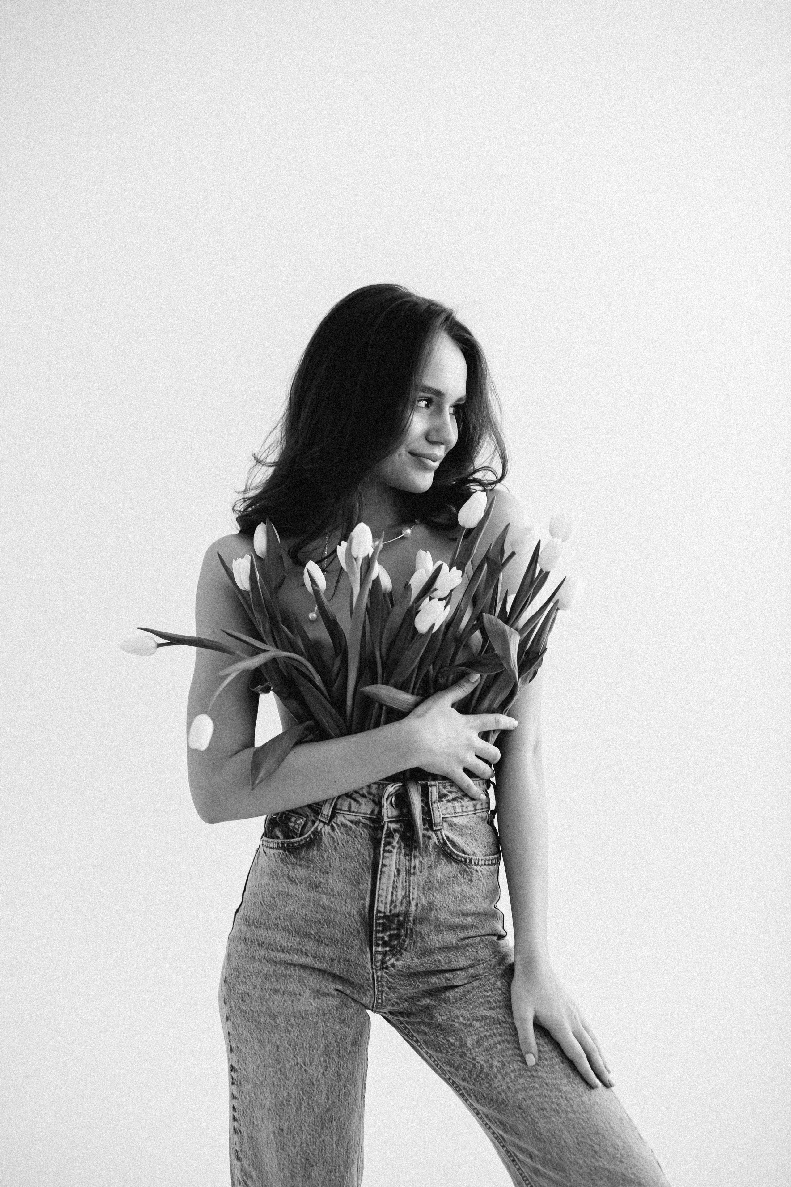 Юлия и тюльпаны. Фотограф в Москве