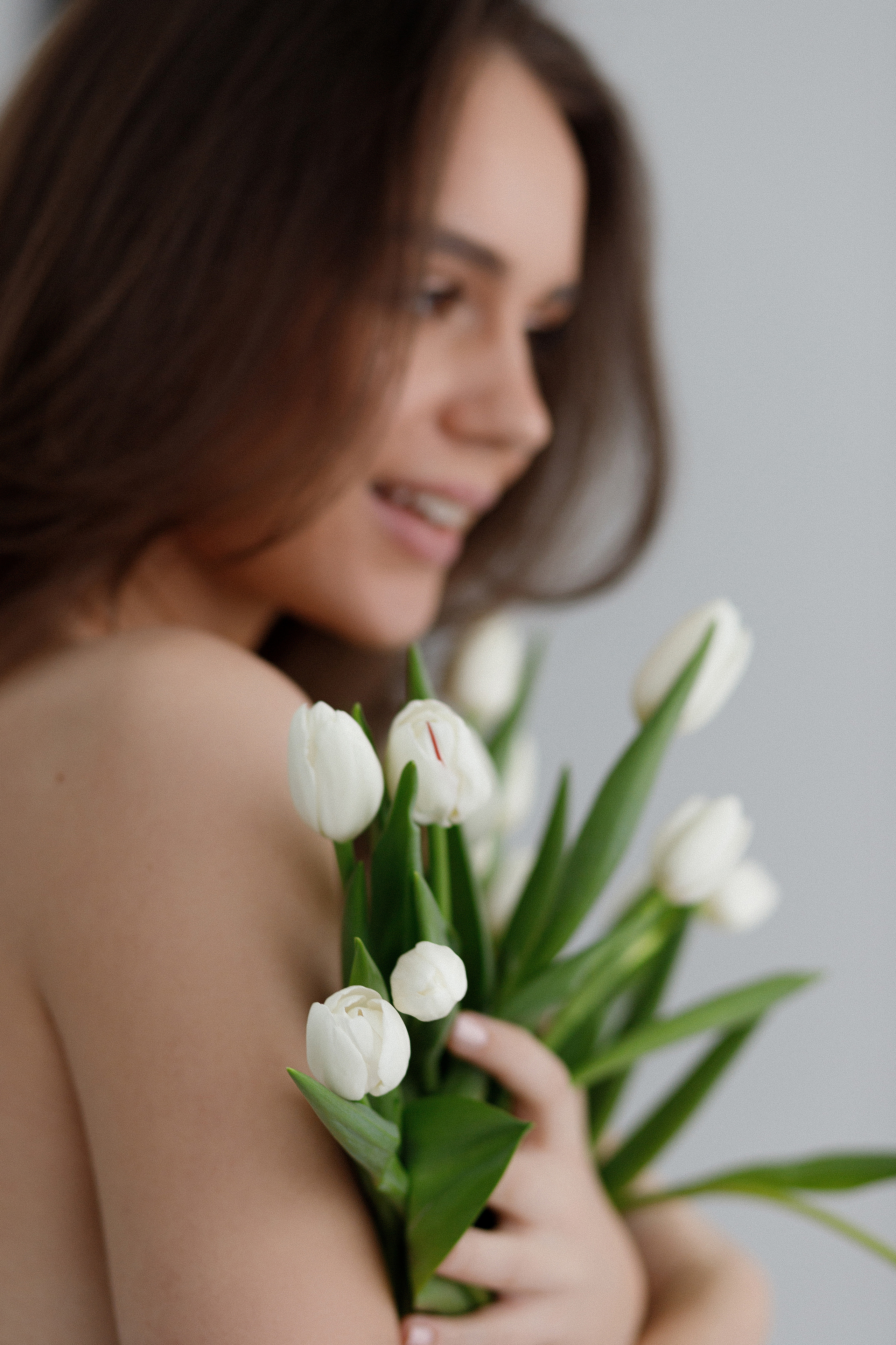 Юлия и тюльпаны. Фотограф в Москве