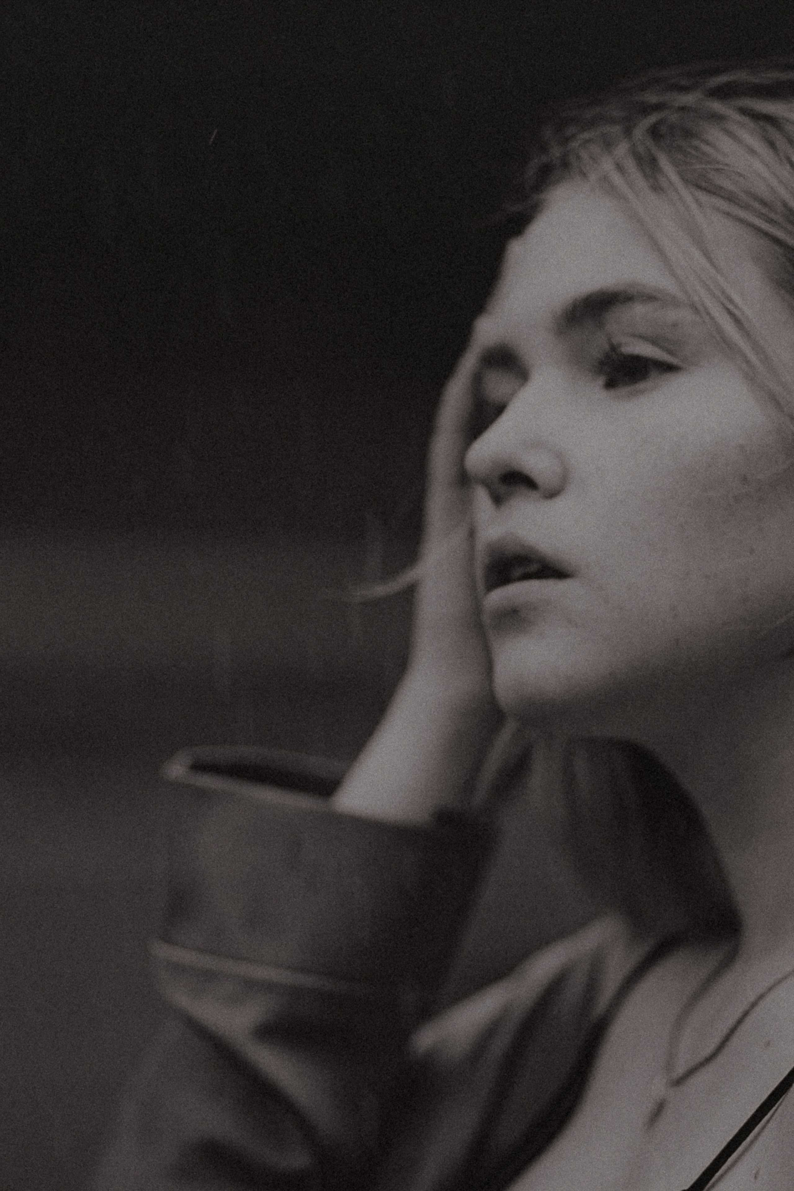 Дарья и дождь. Фотограф в Москве