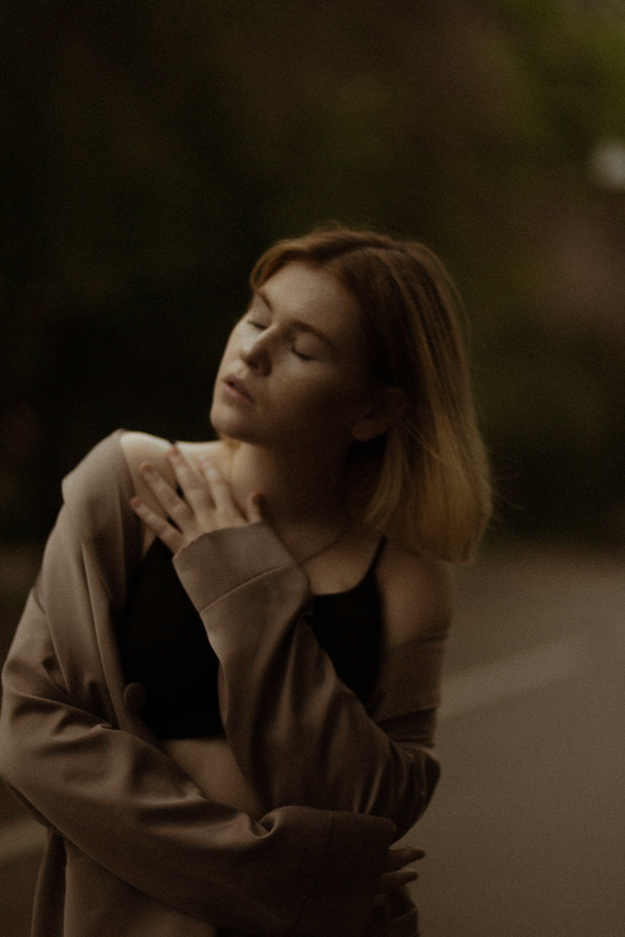 Дарья и дождь. Фотограф в Москве