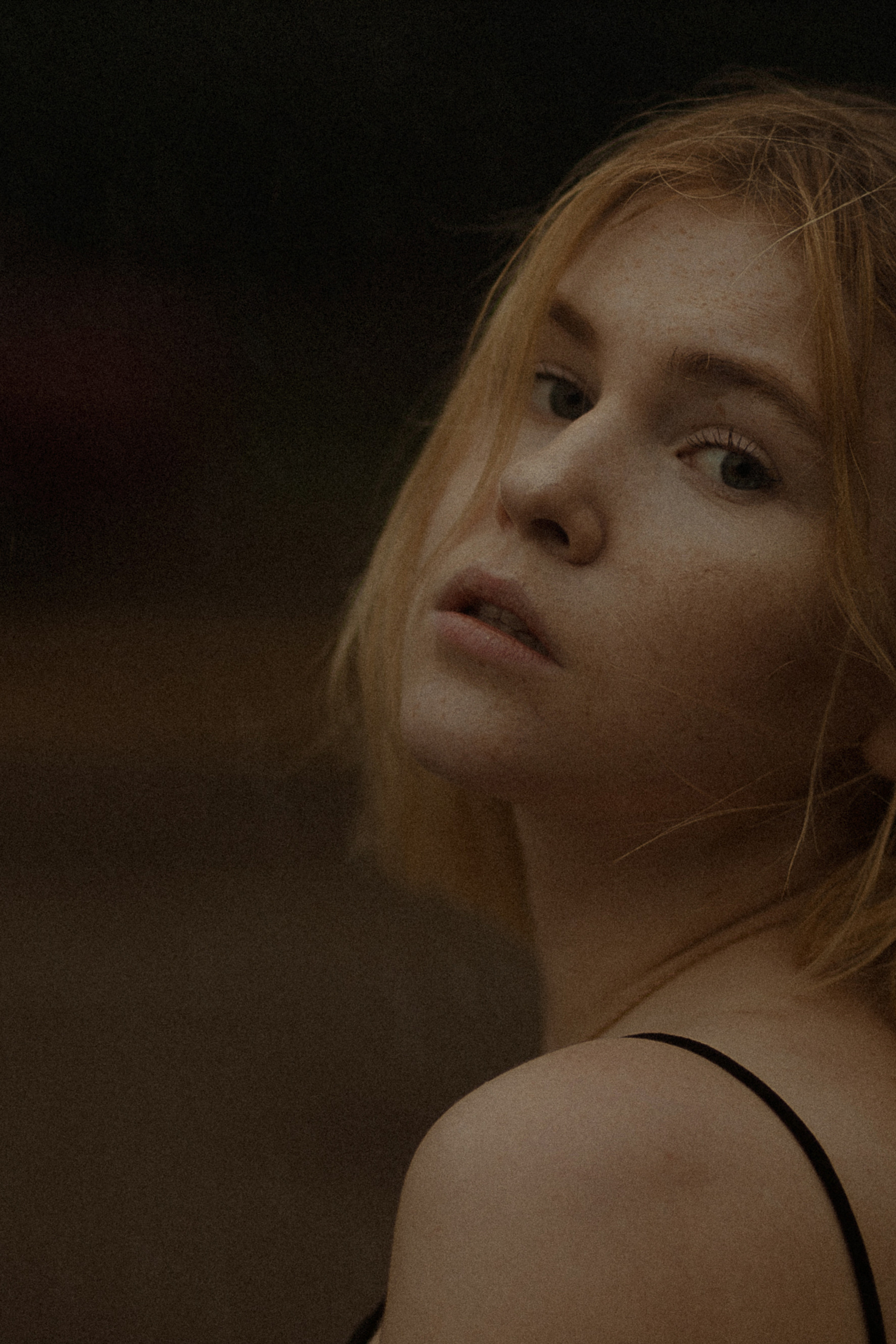 Дарья и дождь. Фотограф в Москве