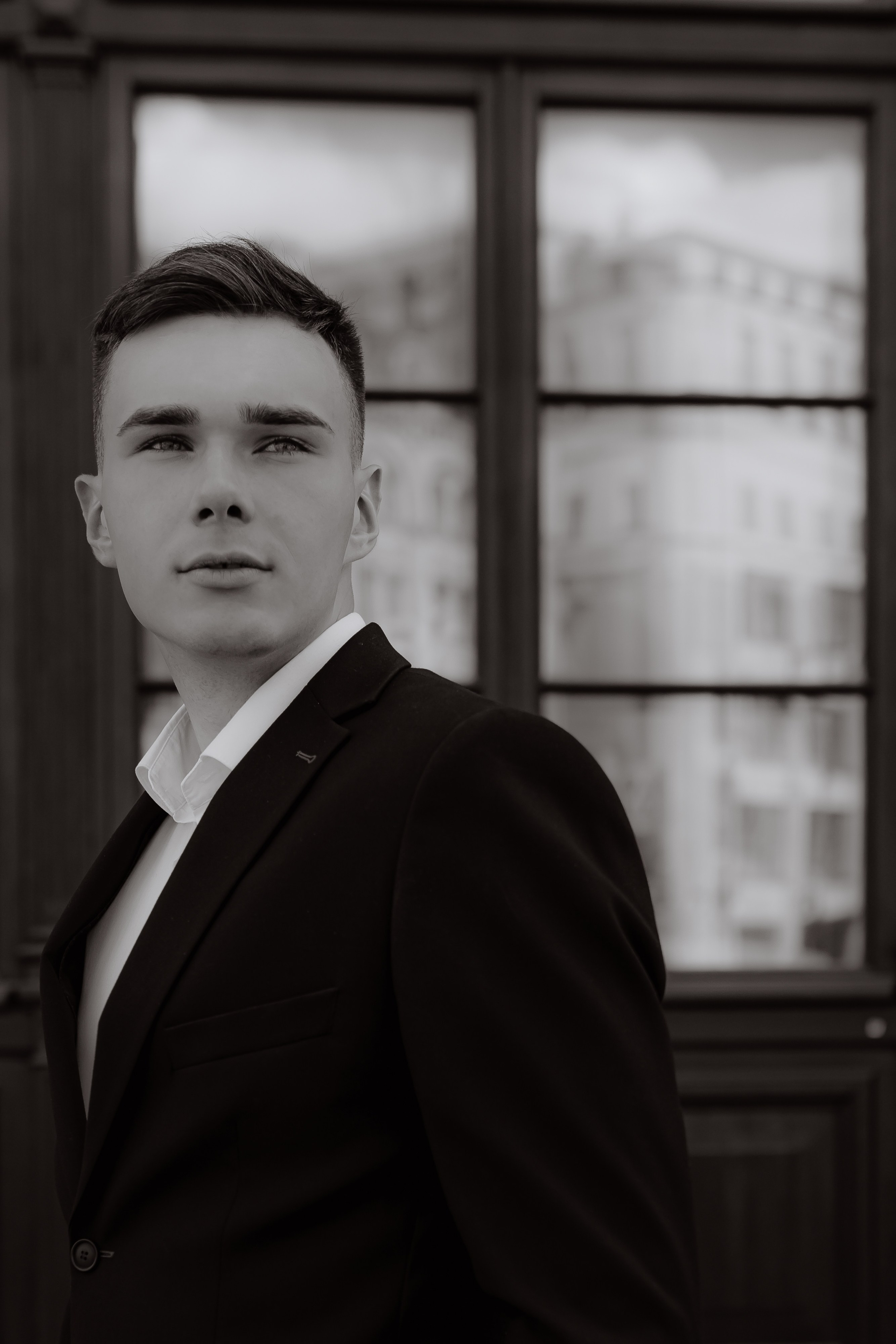 ВСЕ НАЧИНАЕТСЯ СО ВЗГЛЯДА. Фотограф в Москве