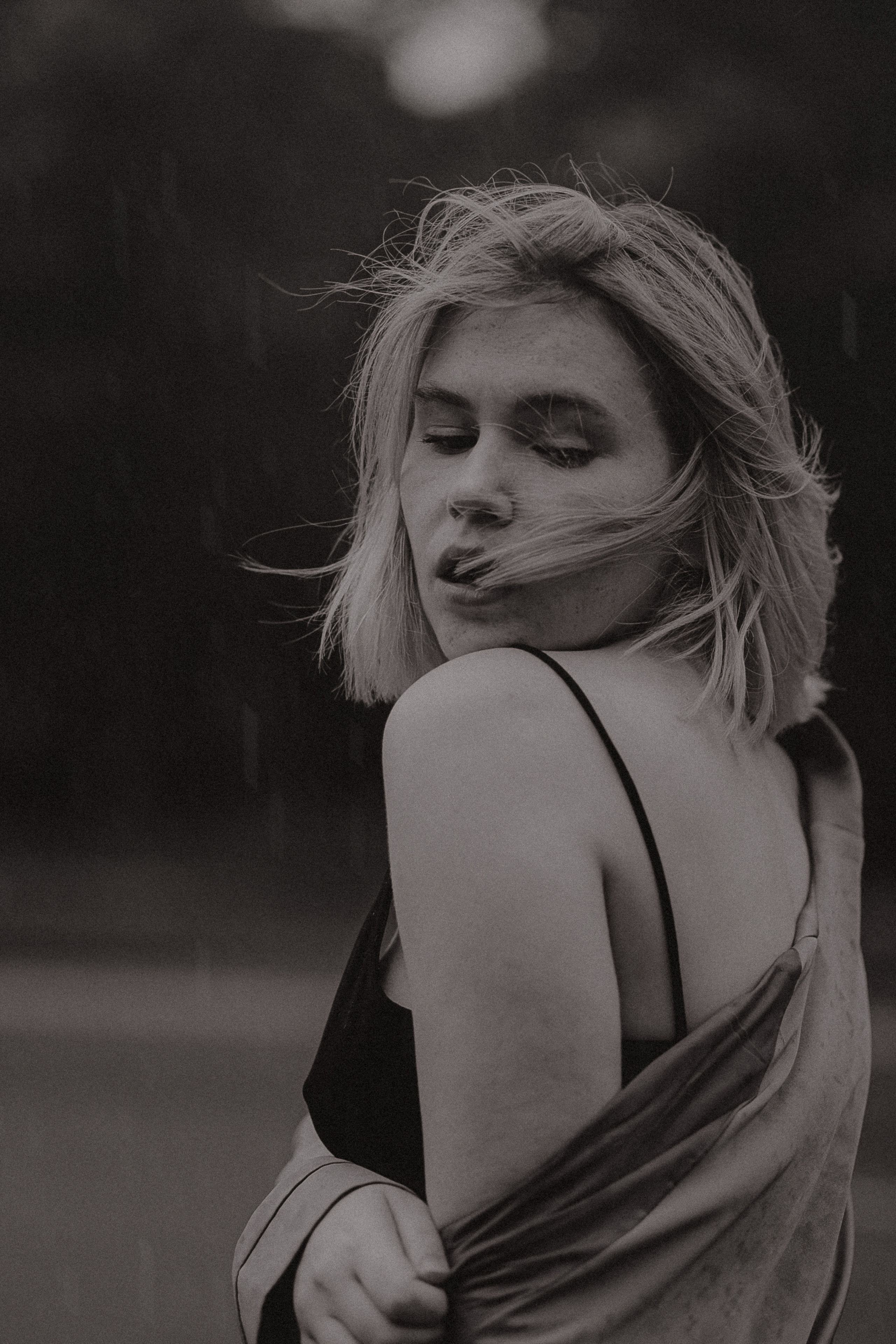 Дарья и дождь. Фотограф в Москве