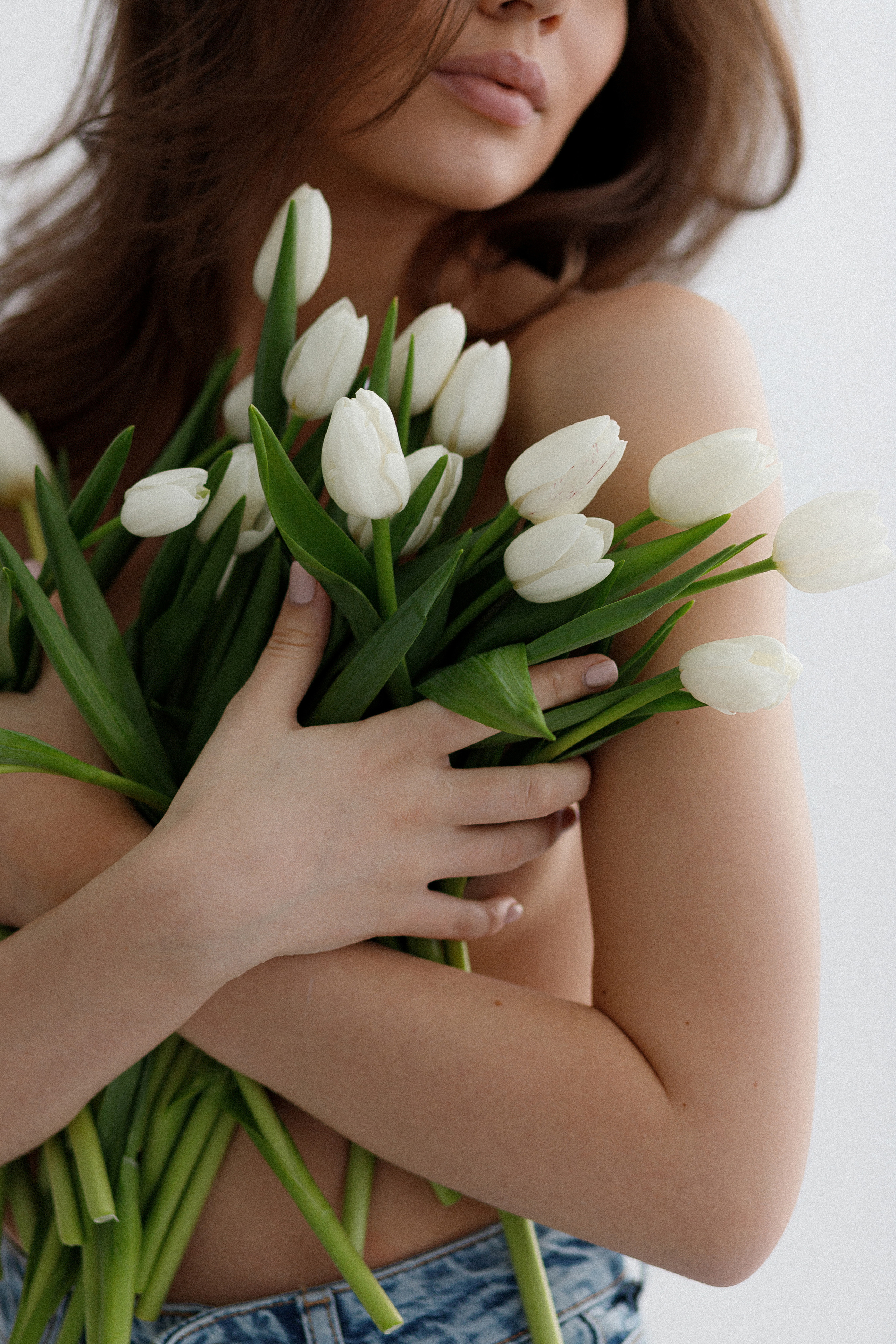 Юлия и тюльпаны. Фотограф в Москве