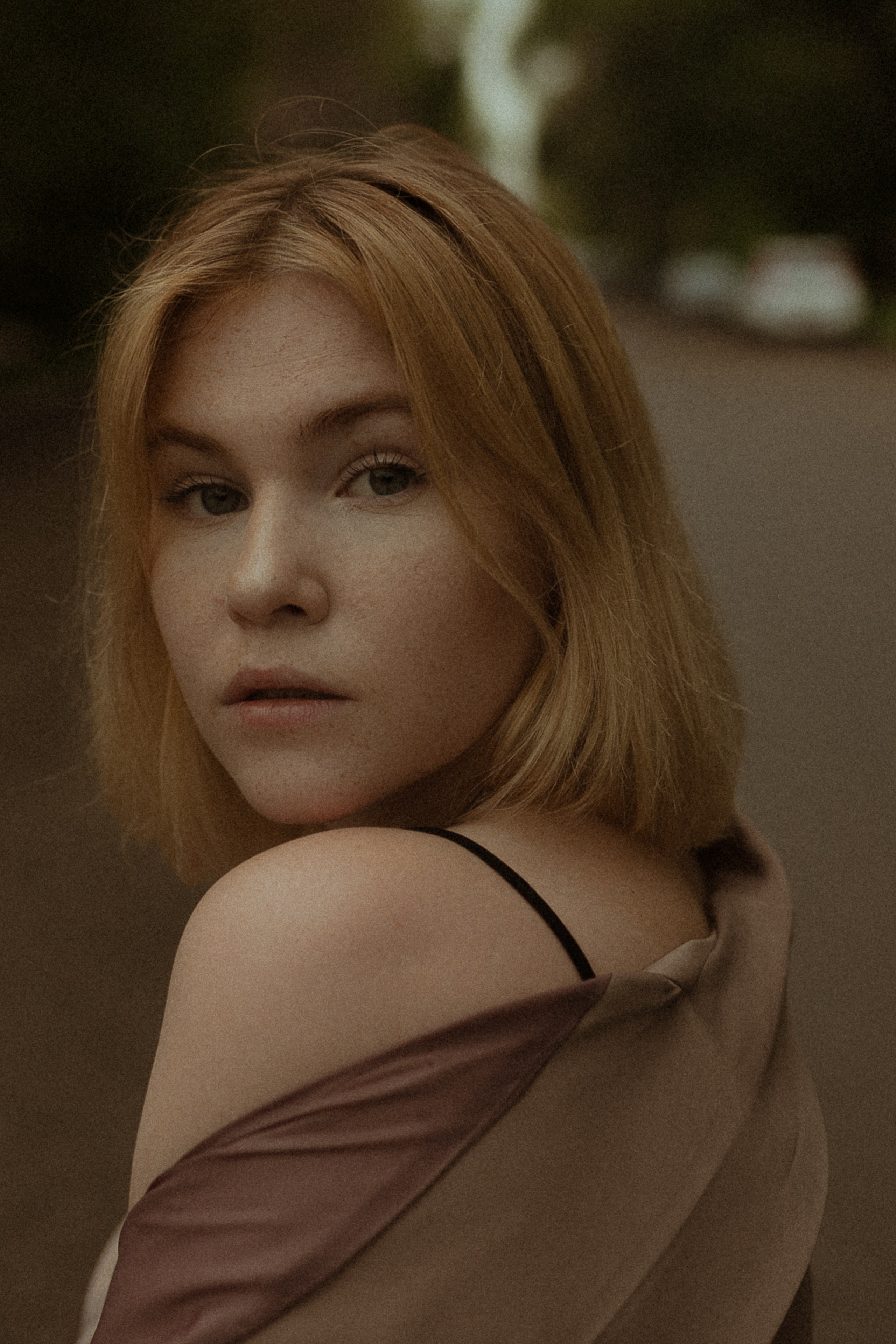 Дарья и дождь. Фотограф в Москве