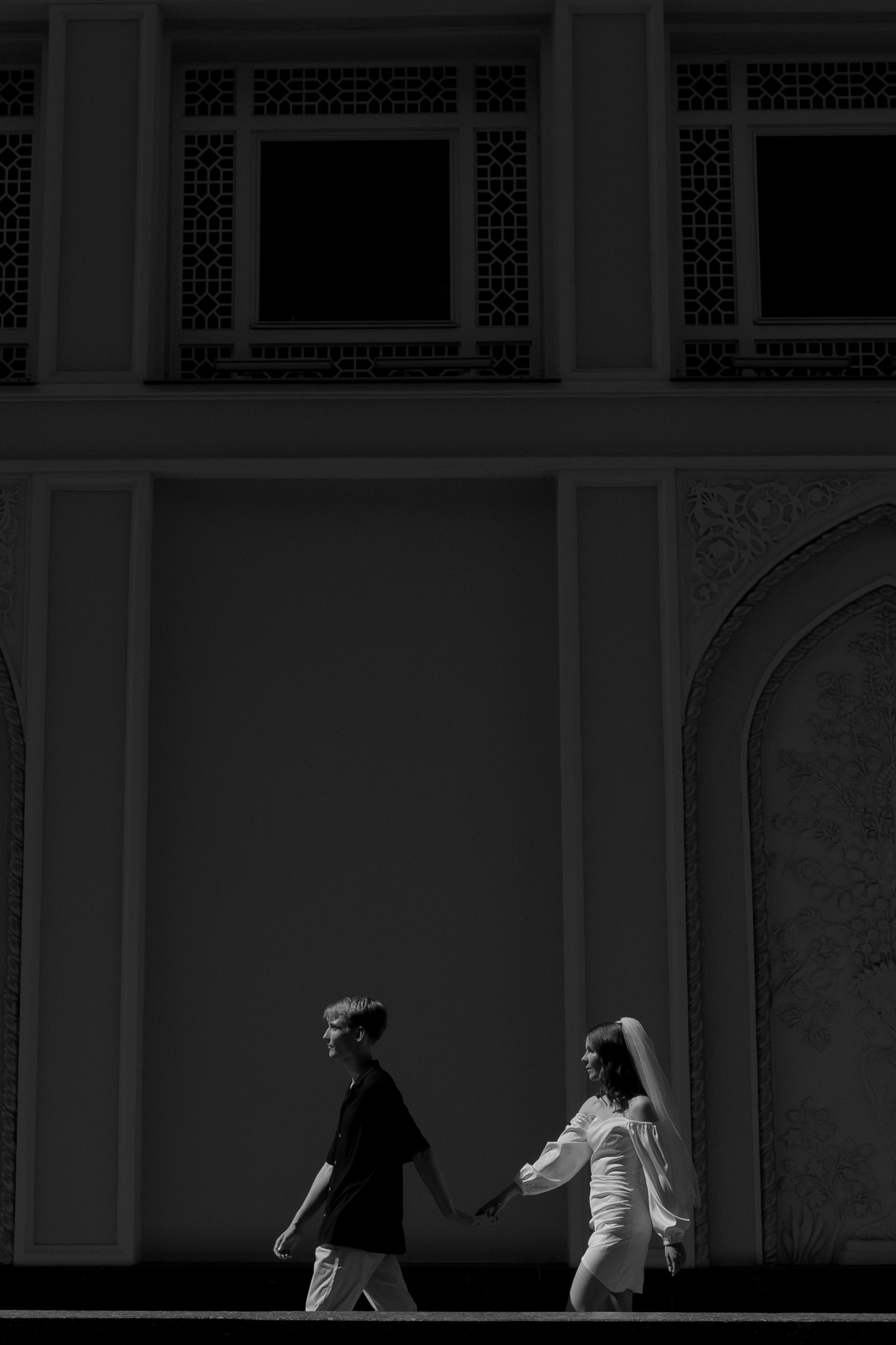 МЫ ДЕЛАЕМ ШАГ, ДЕЛАЕМ ВТОРОЙ. Фотограф в Москве