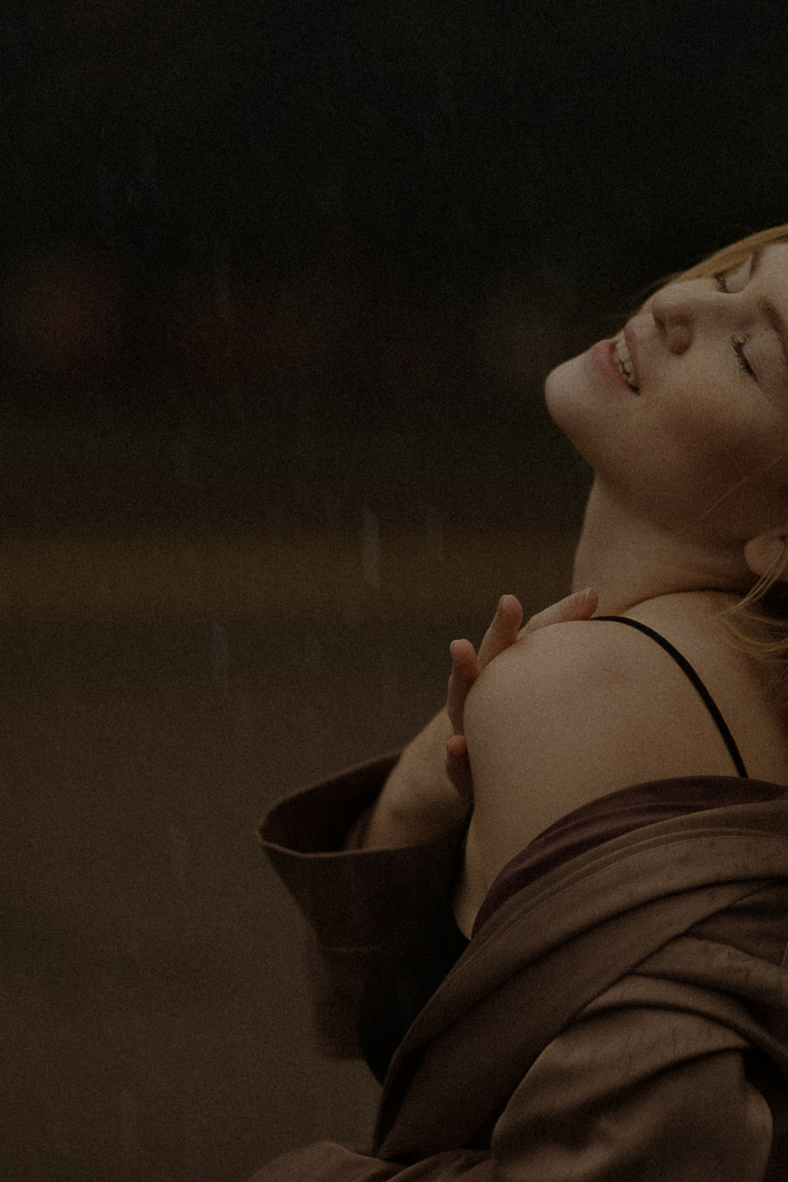 Дарья и дождь. Фотограф в Москве