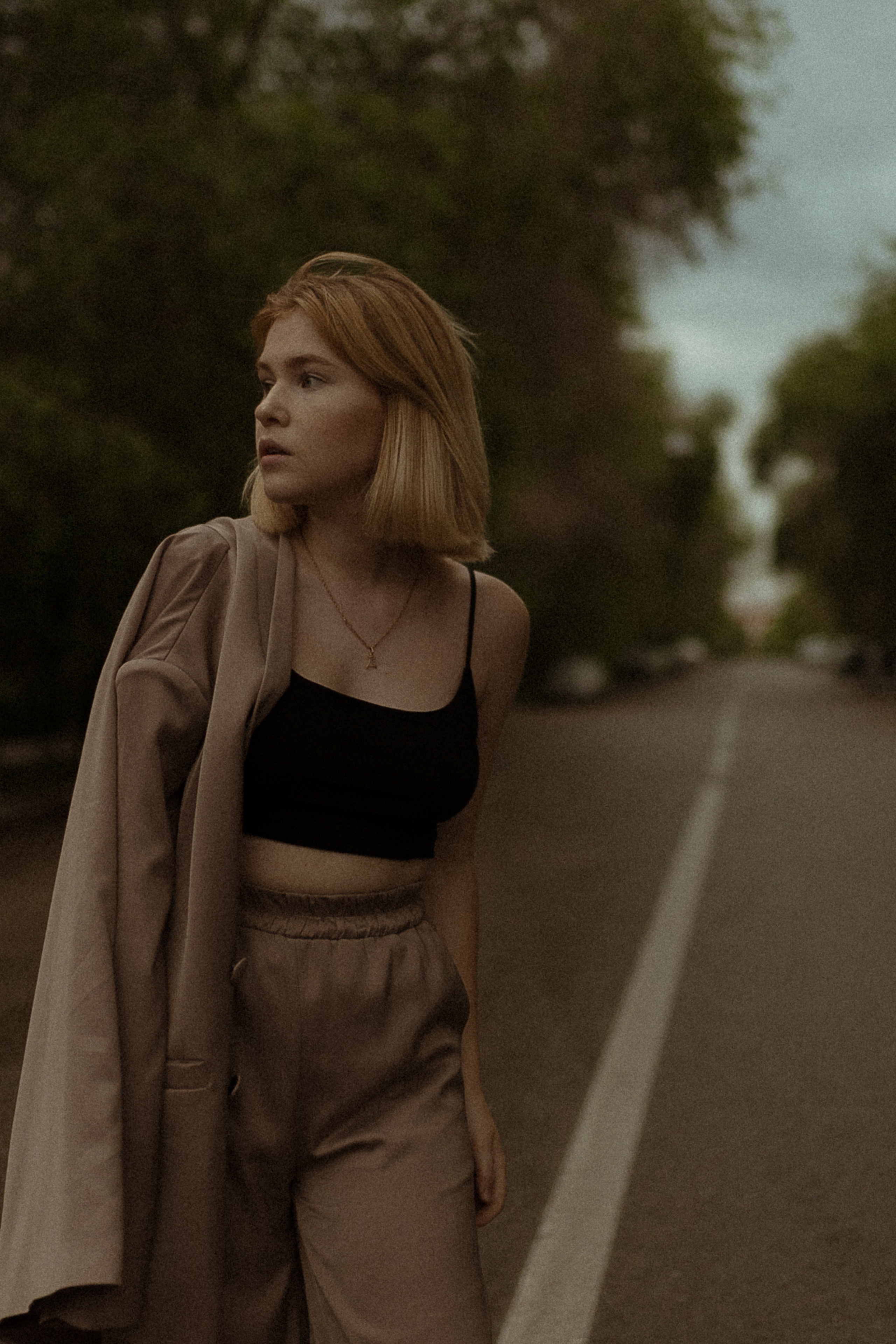 Дарья и дождь. Фотограф в Москве