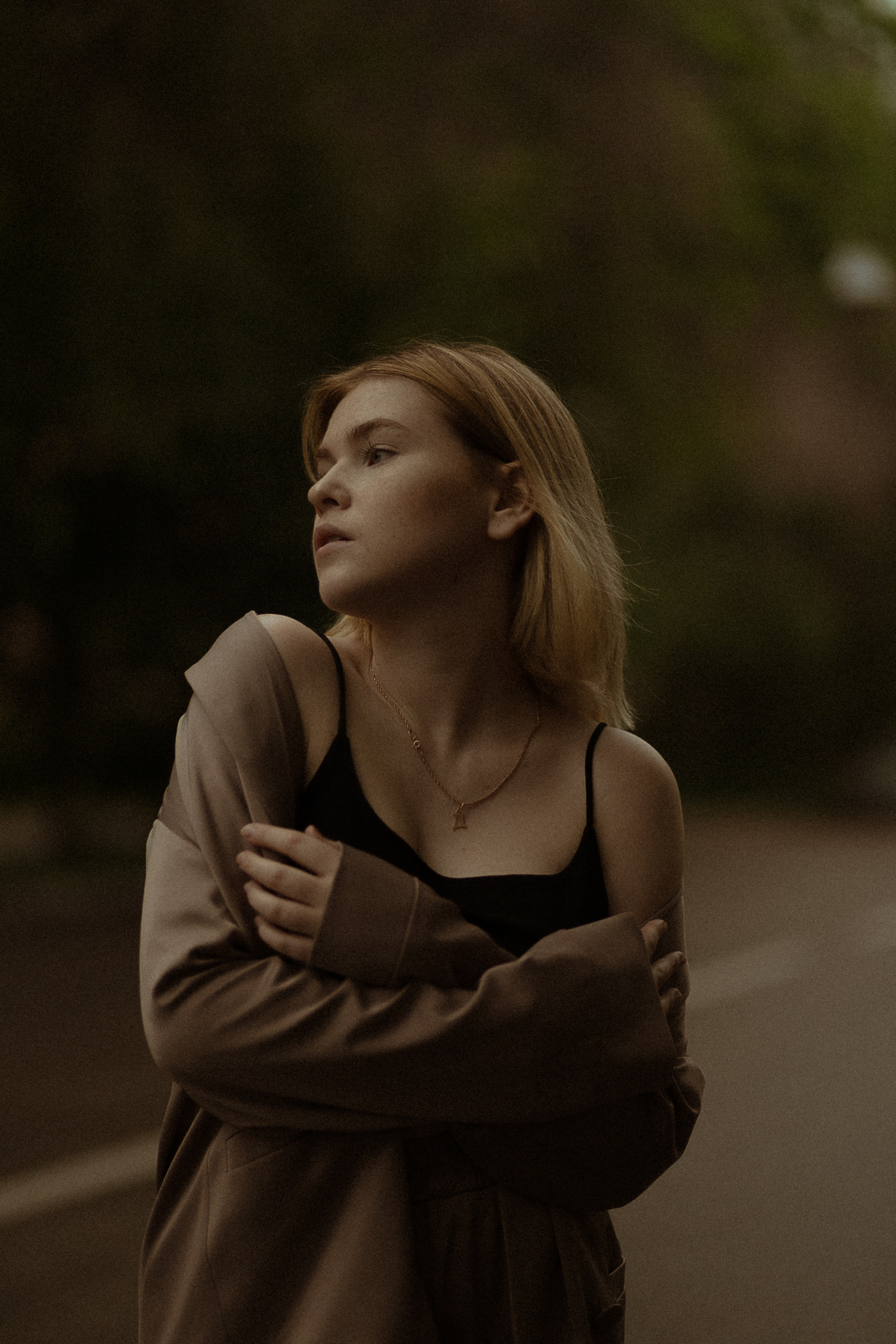 Дарья и дождь. Фотограф в Москве